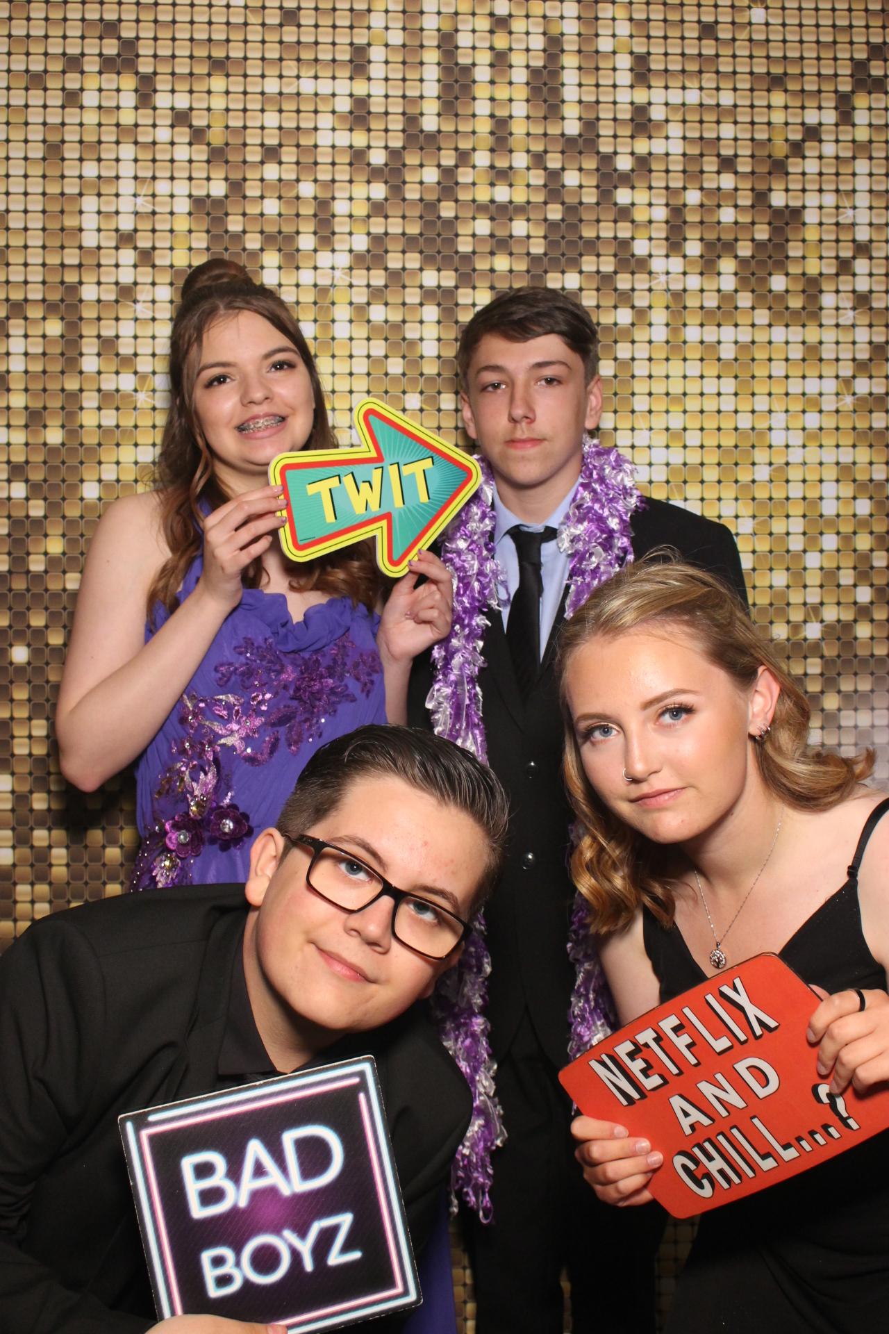 Beacon Year 11 prom | View more photos from the event at gallery.magicimages.uk/u/MagicImages/Beacon-Year-11-prom