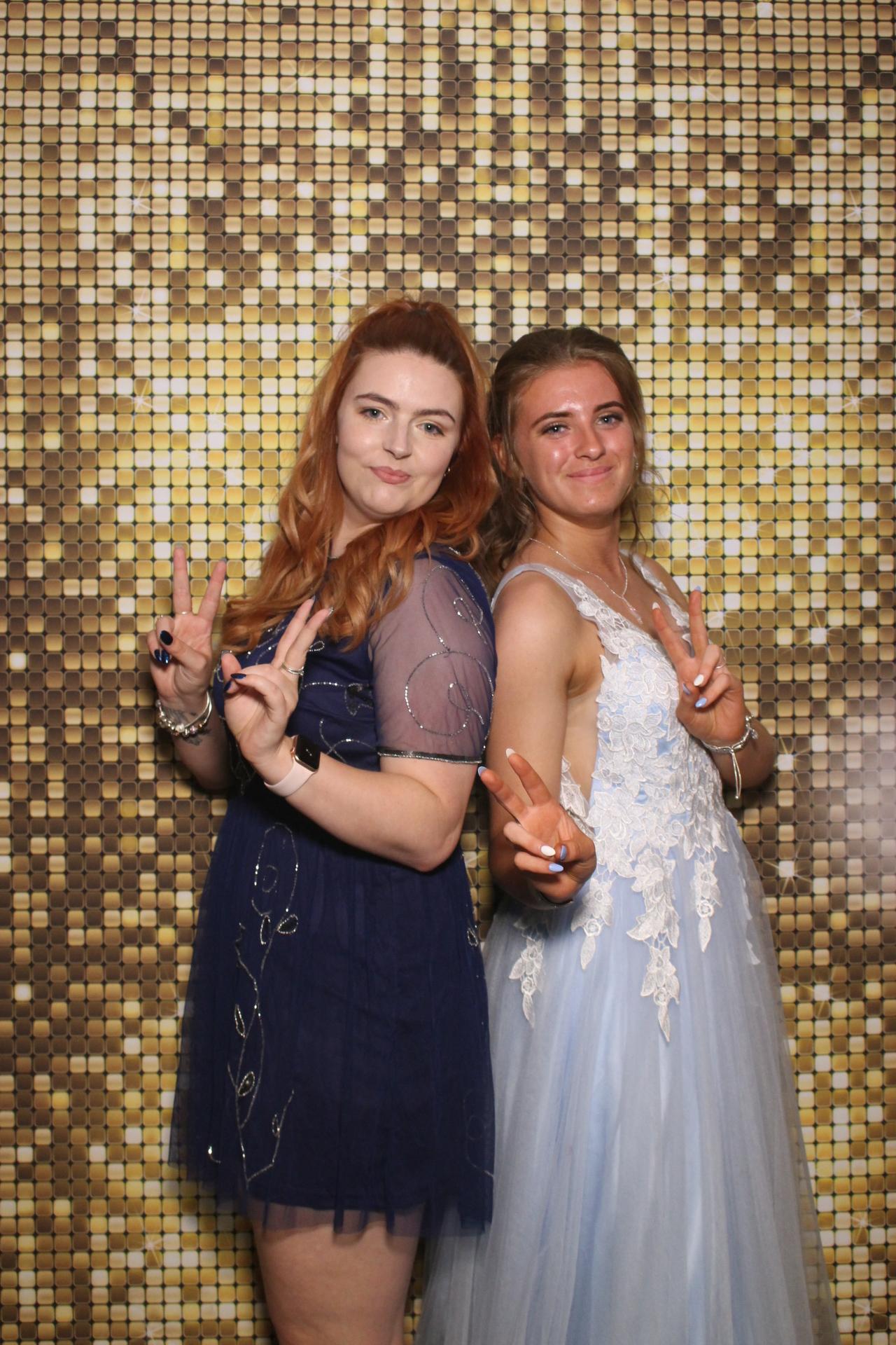 Beacon Year 11 prom | View more photos from the event at gallery.magicimages.uk/u/MagicImages/Beacon-Year-11-prom