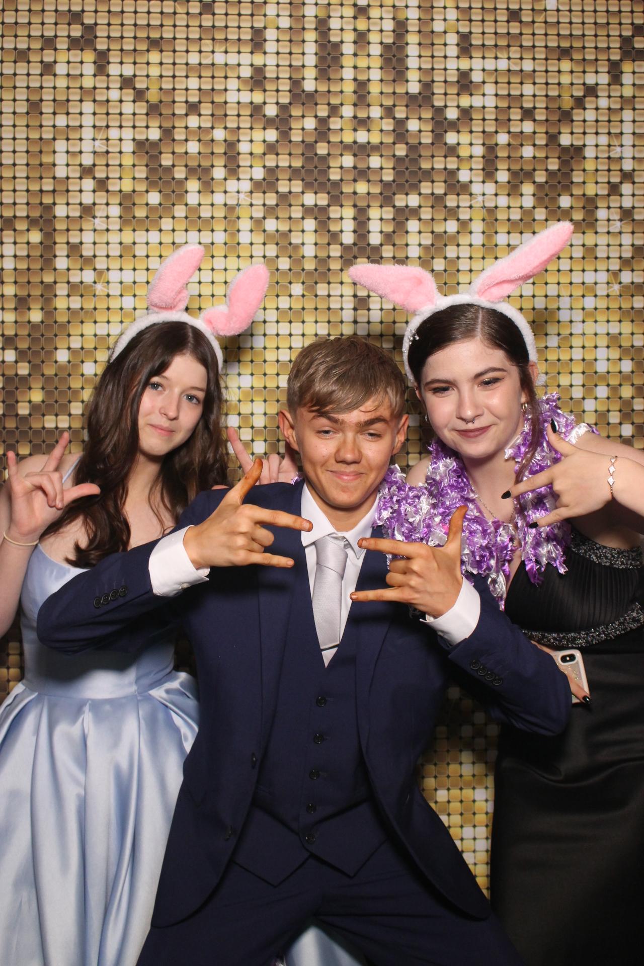 Beacon Year 11 prom | View more photos from the event at gallery.magicimages.uk/u/MagicImages/Beacon-Year-11-prom