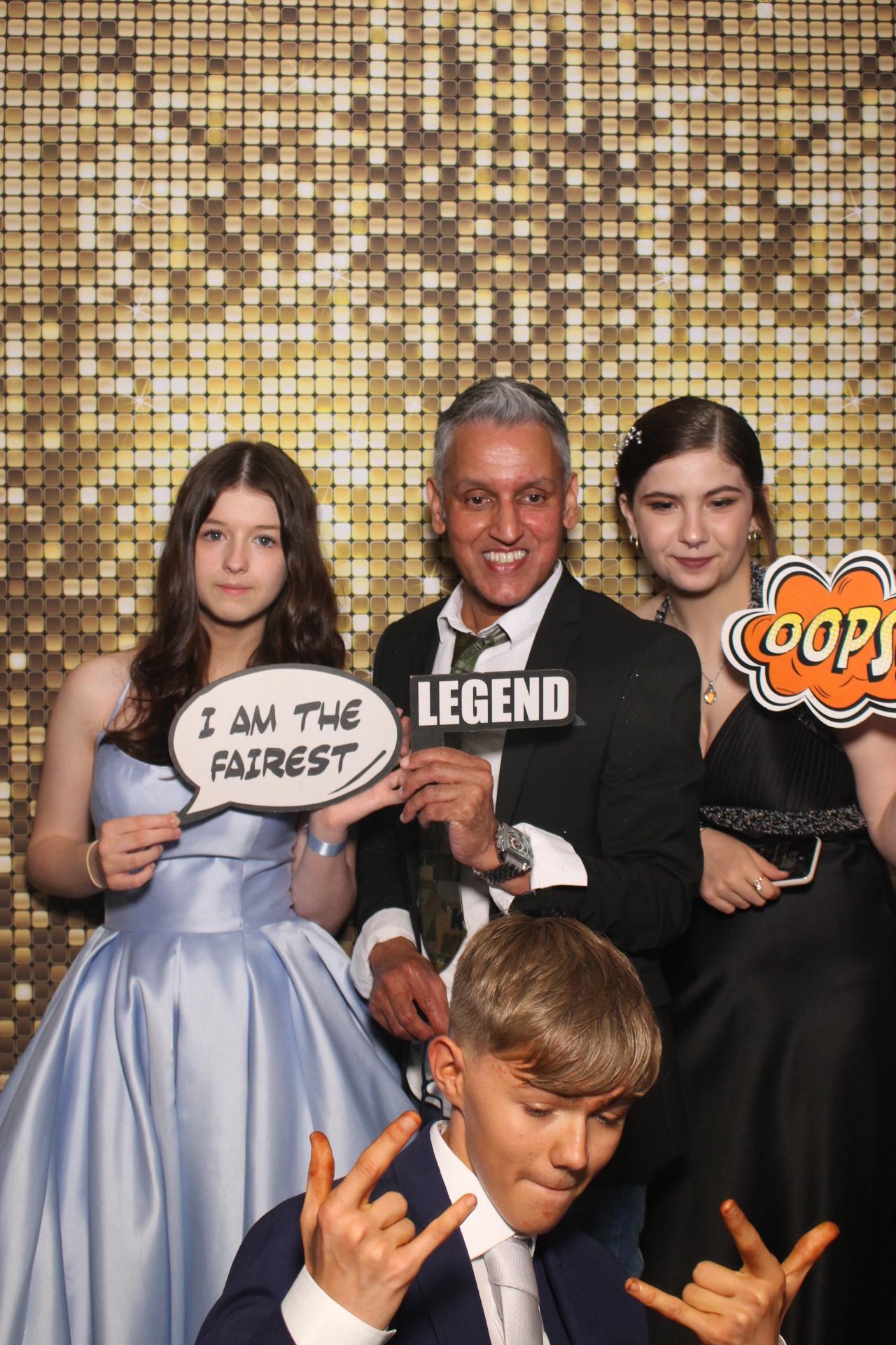 Beacon Year 11 prom | View more photos from the event at gallery.magicimages.uk/u/MagicImages/Beacon-Year-11-prom