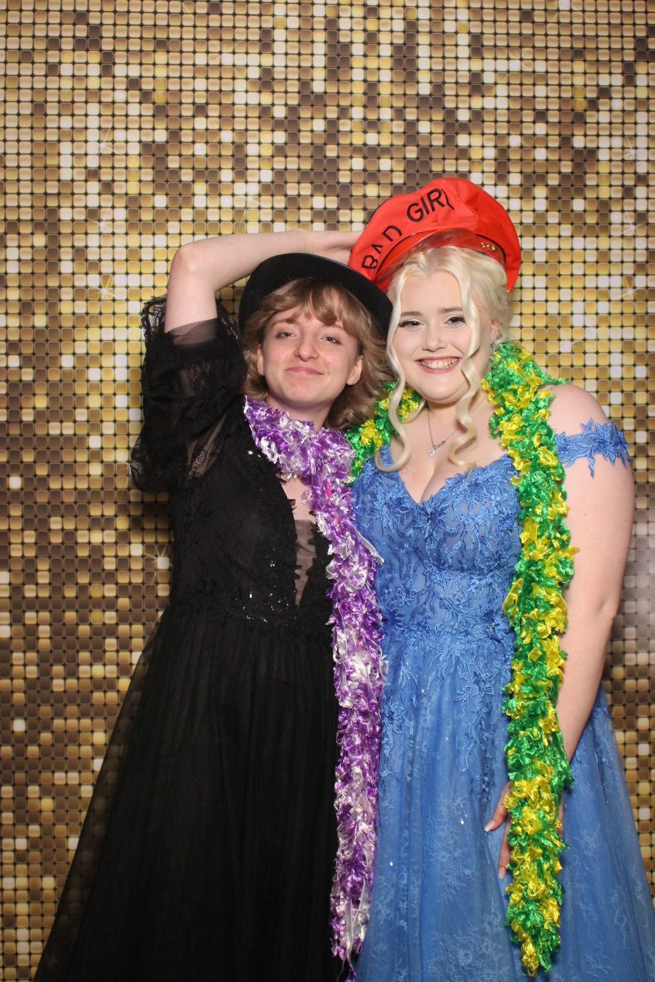 Beacon Year 11 prom | View more photos from the event at gallery.magicimages.uk/u/MagicImages/Beacon-Year-11-prom