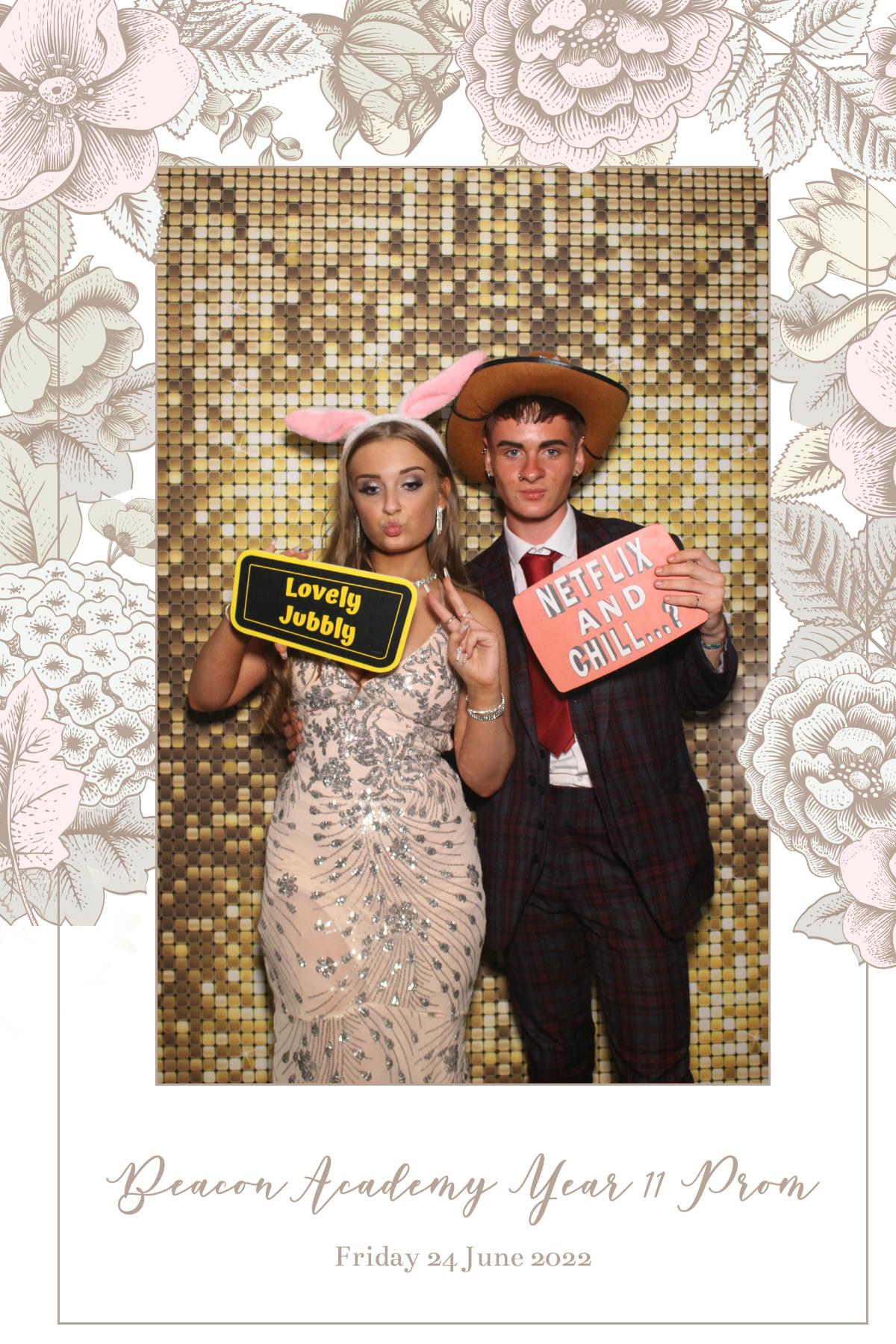 Beacon Year 11 prom | View more photos from the event at gallery.magicimages.uk/u/MagicImages/Beacon-Year-11-prom