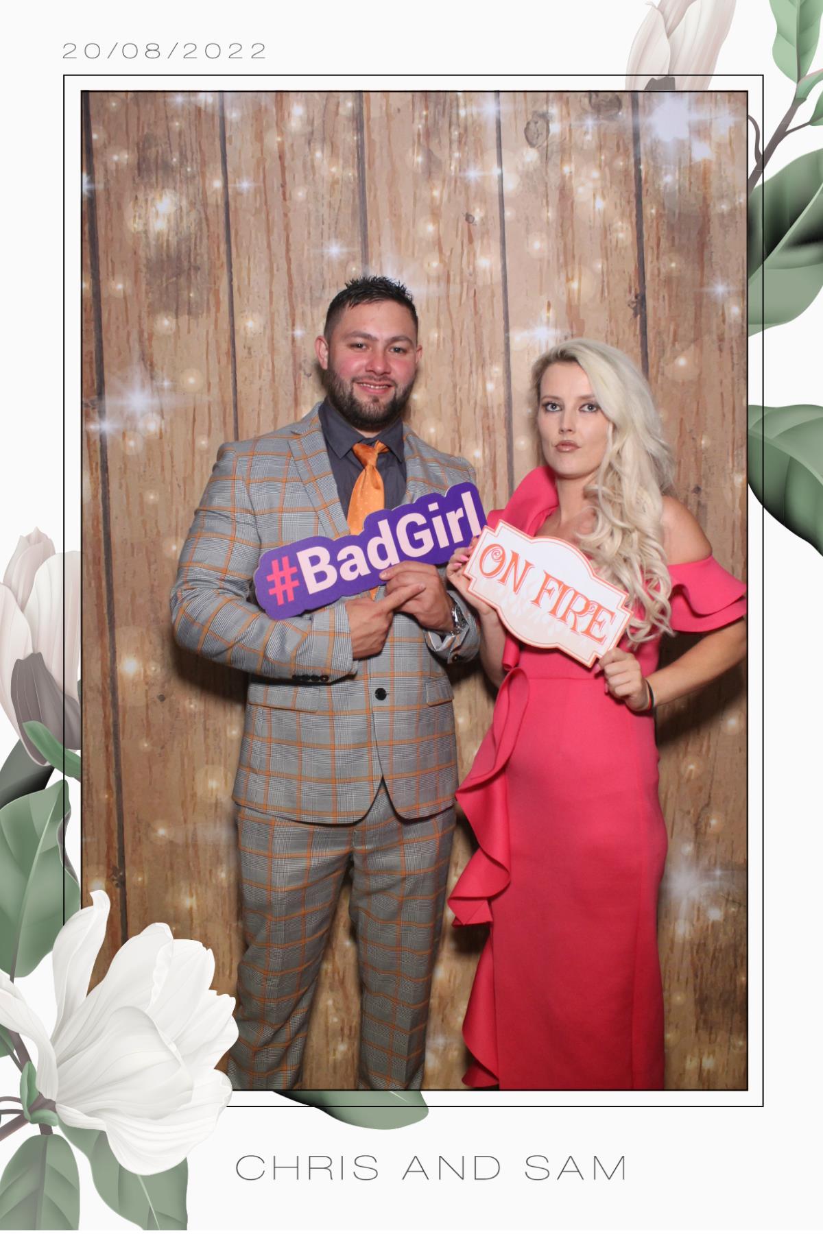 Chris & Sam  | View more photos from the event at gallery.magicimages.uk/u/MagicImages/Chris-Sam