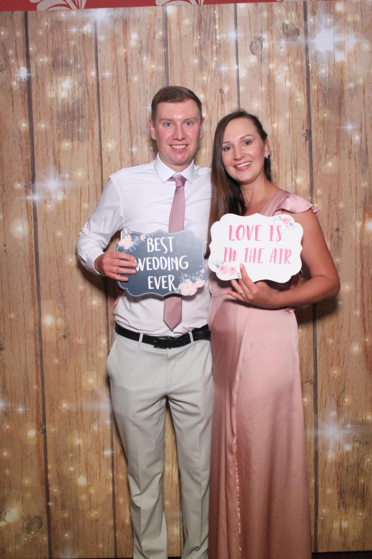 Chris & Sam  | View more photos from the event at gallery.magicimages.uk/u/MagicImages/Chris-Sam