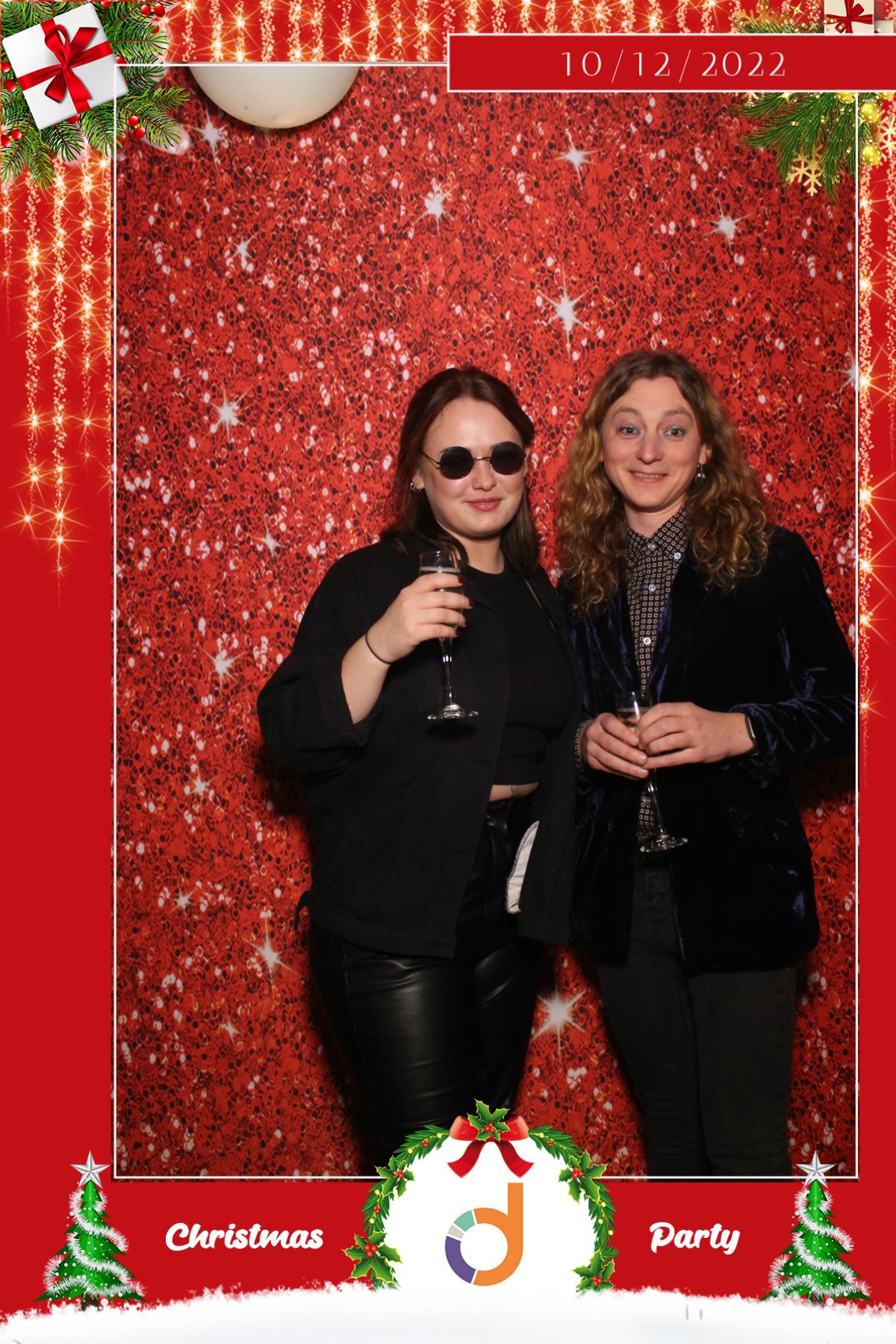 Data Shed Christmas Party  | View more photos from the event at gallery.magicimages.uk/u/MagicImages/Data-Shed-Christmas-Party