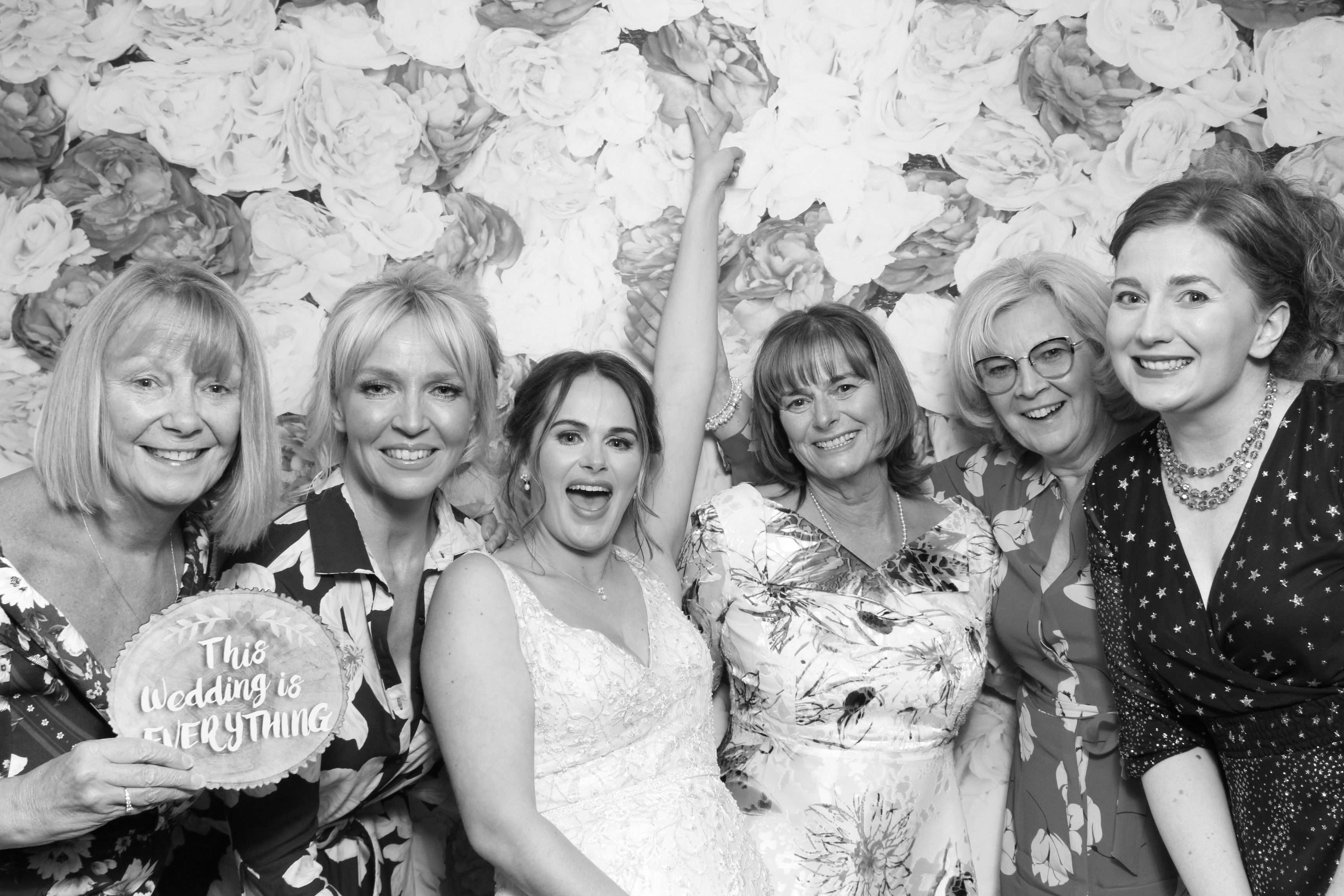 Dave & Megan  | View more photos from the event at gallery.magicimages.uk/u/MagicImages/Dave-Megan