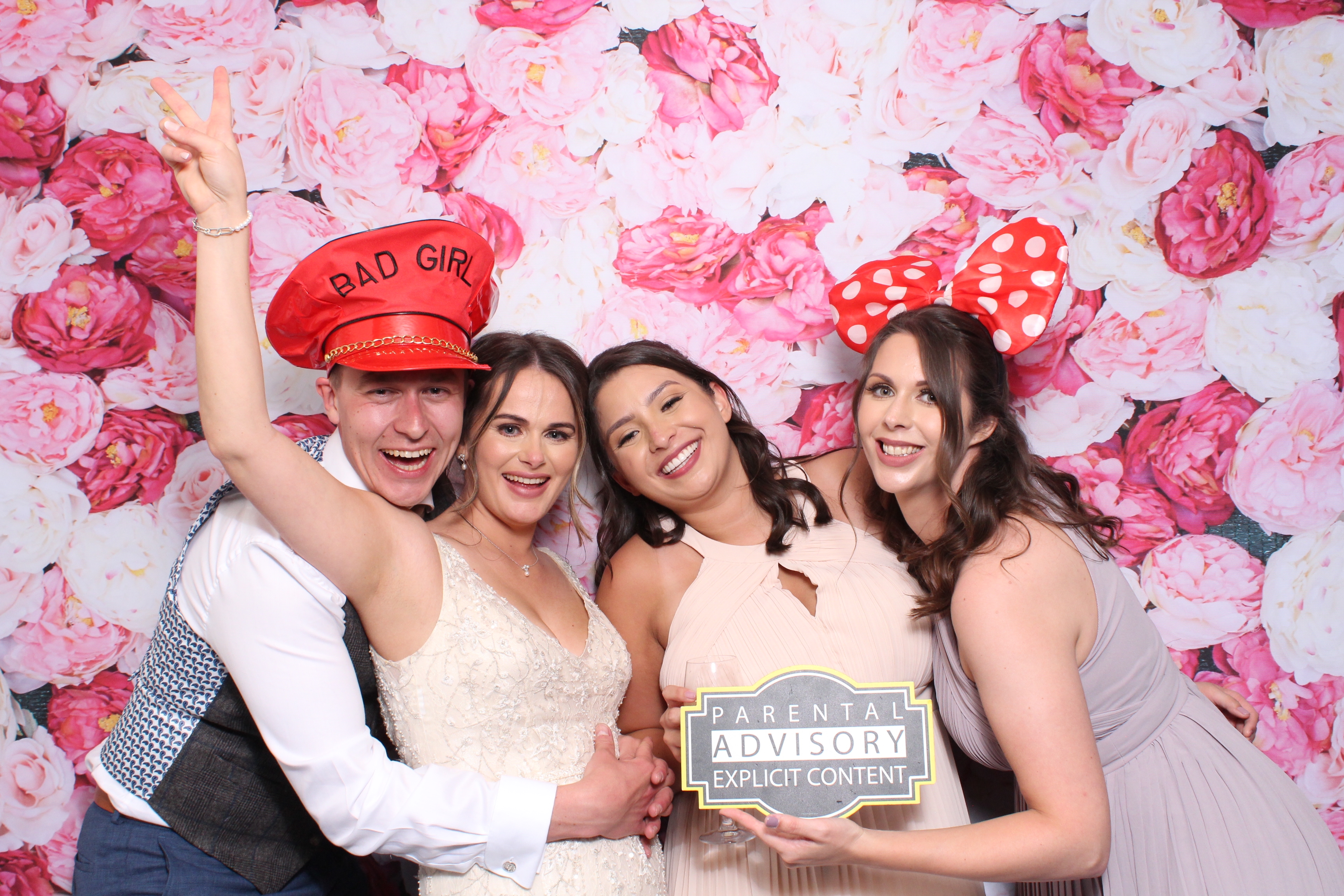 Dave & Megan  | View more photos from the event at gallery.magicimages.uk/u/MagicImages/Dave-Megan