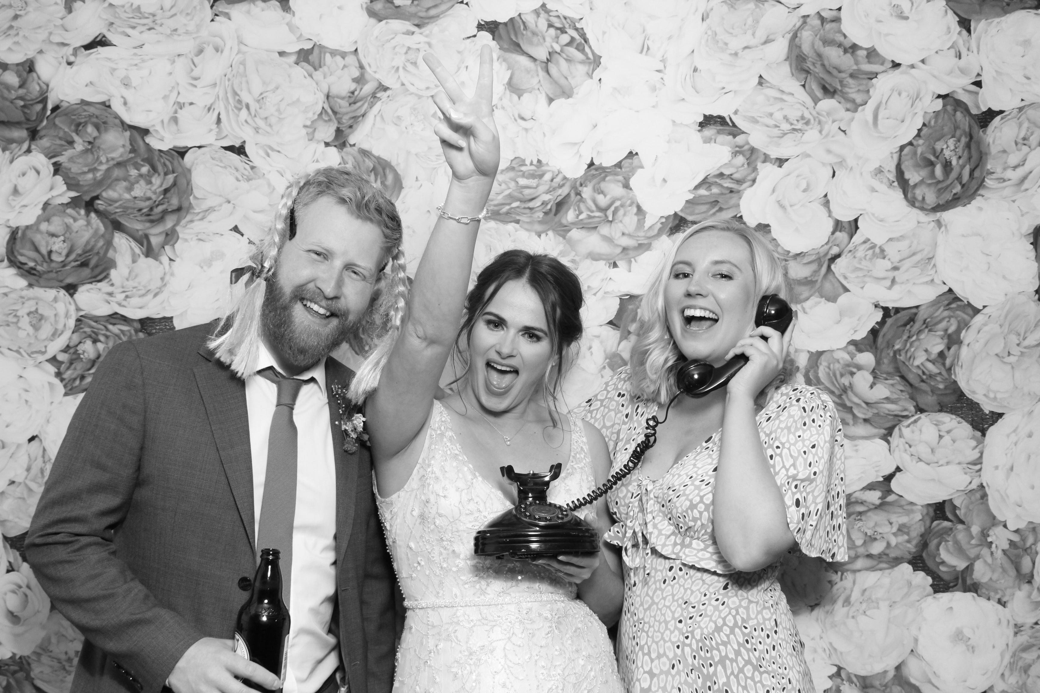 Dave & Megan  | View more photos from the event at gallery.magicimages.uk/u/MagicImages/Dave-Megan