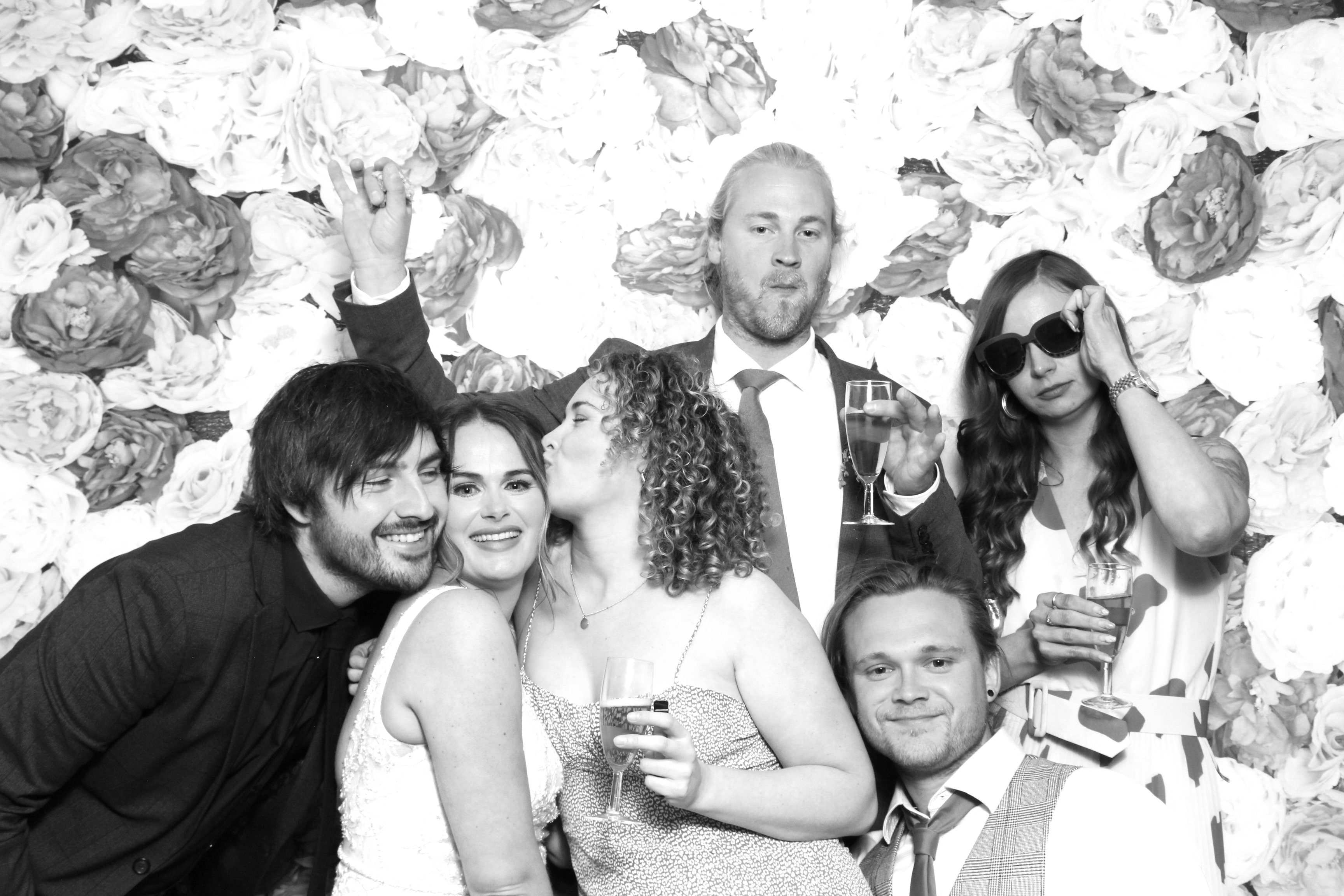 Dave & Megan  | View more photos from the event at gallery.magicimages.uk/u/MagicImages/Dave-Megan