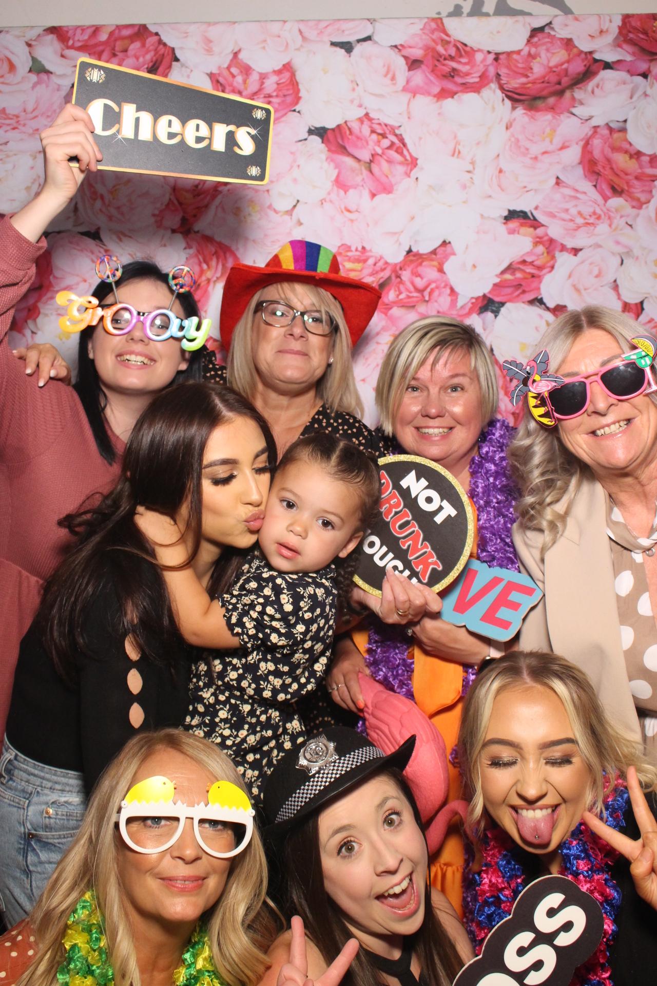 Deb's 60th  | View more photos from the event at gallery.magicimages.uk/u/MagicImages/Debs-60th