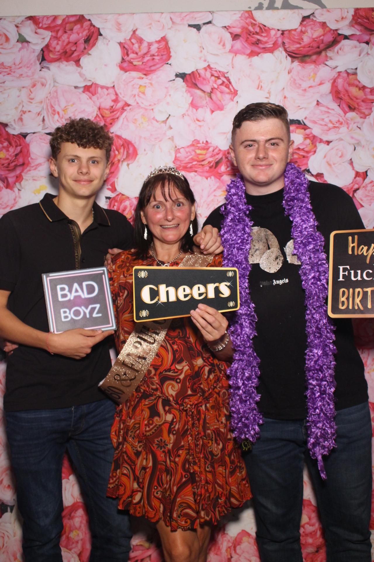 Deb's 60th  | View more photos from the event at gallery.magicimages.uk/u/MagicImages/Debs-60th