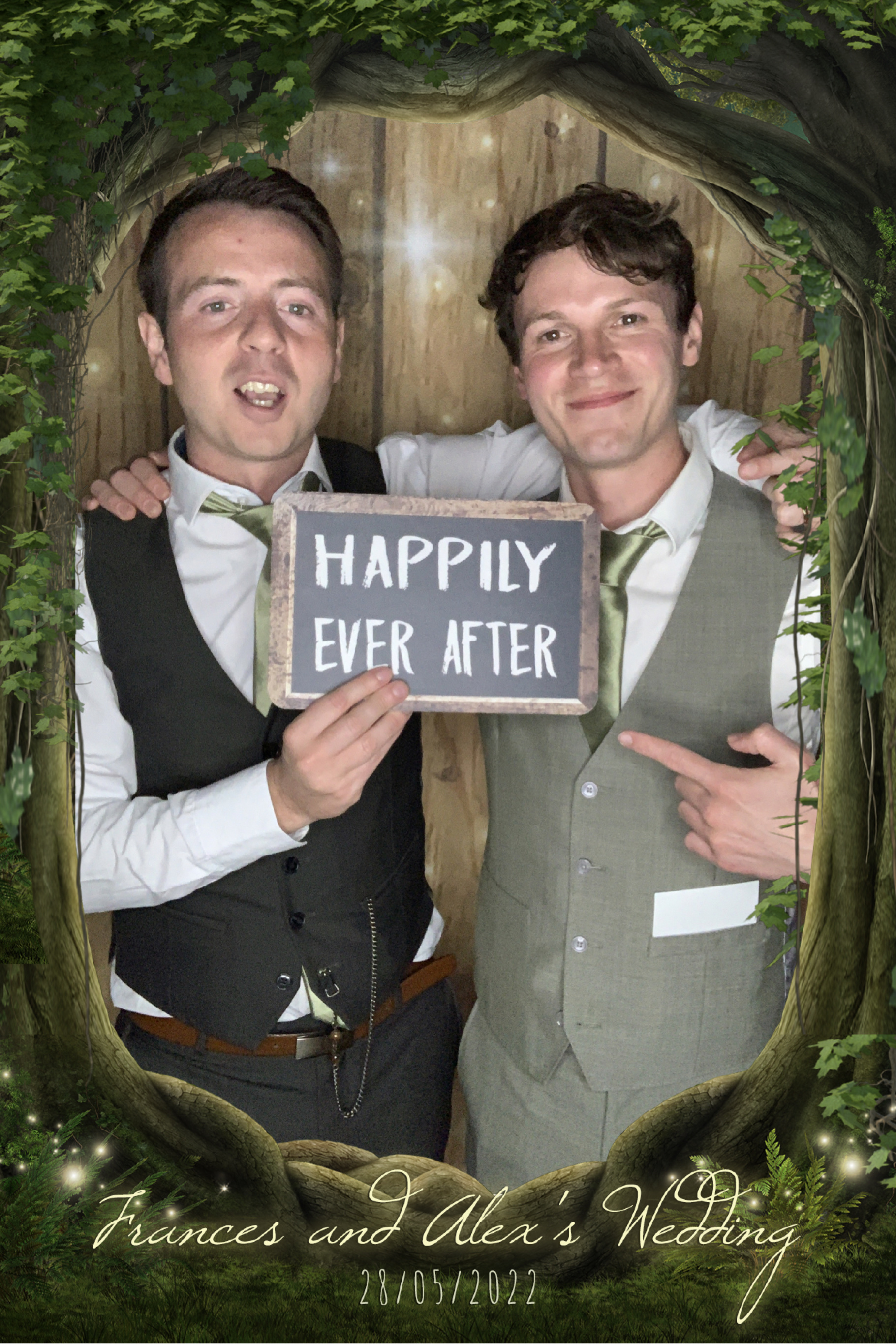 Frances & Alex  | View more photos from the event at gallery.magicimages.uk/u/MagicImages/Frances-Alex
