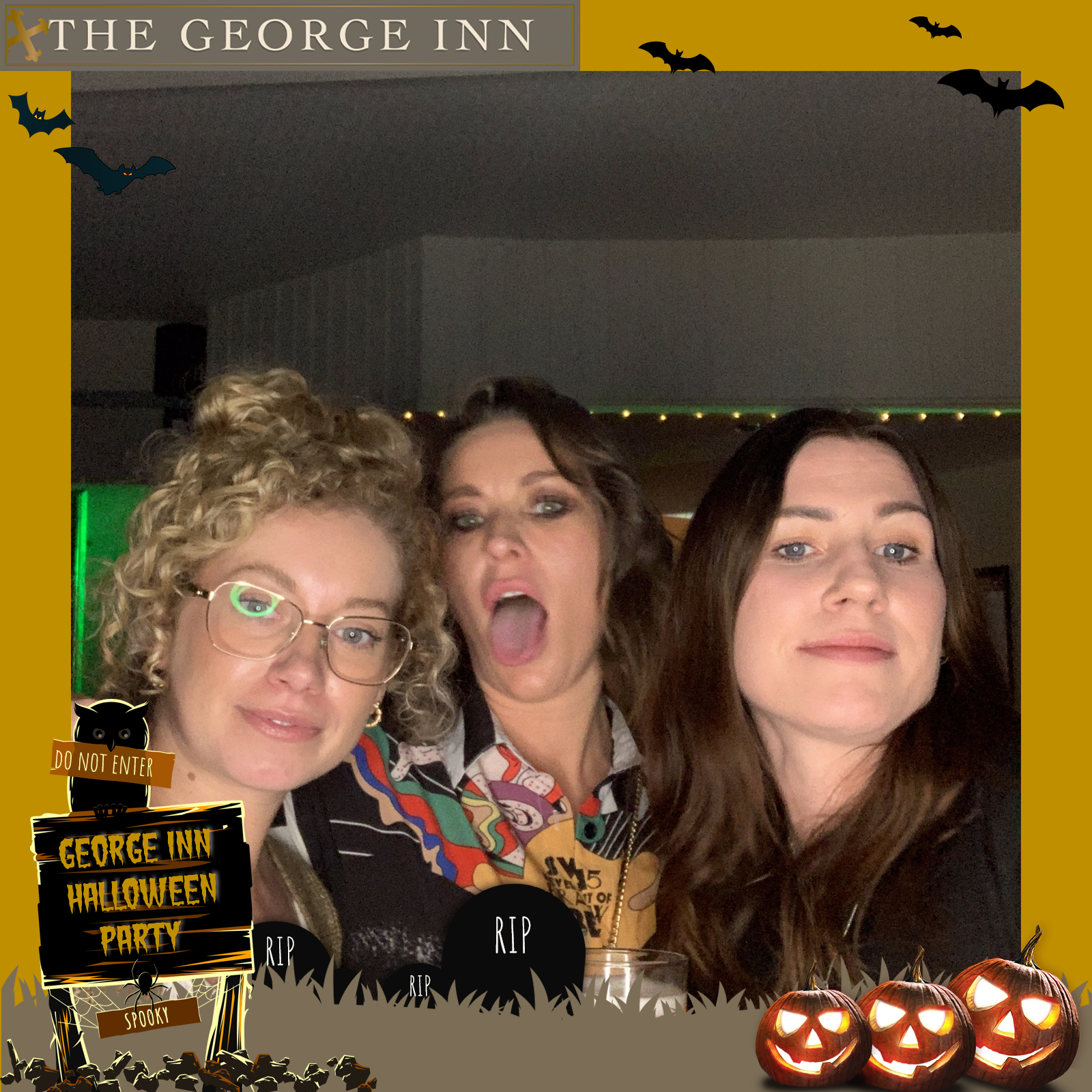 George Inn Halloween Party   | View more photos from the event at gallery.magicimages.uk/u/MagicImages/George-Inn-Halloween-Party-1