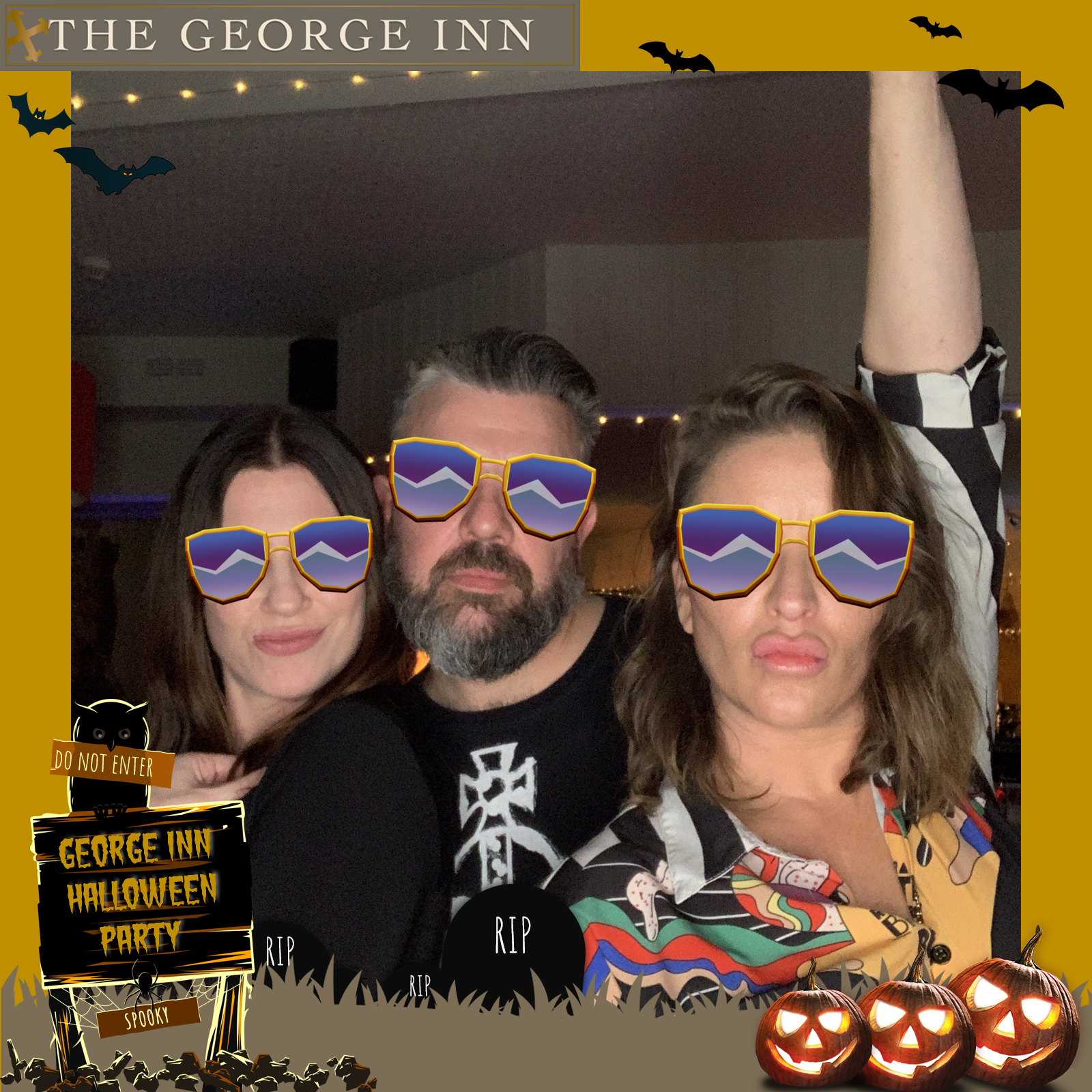 George Inn Halloween Party   | View more photos from the event at gallery.magicimages.uk/u/MagicImages/George-Inn-Halloween-Party-1