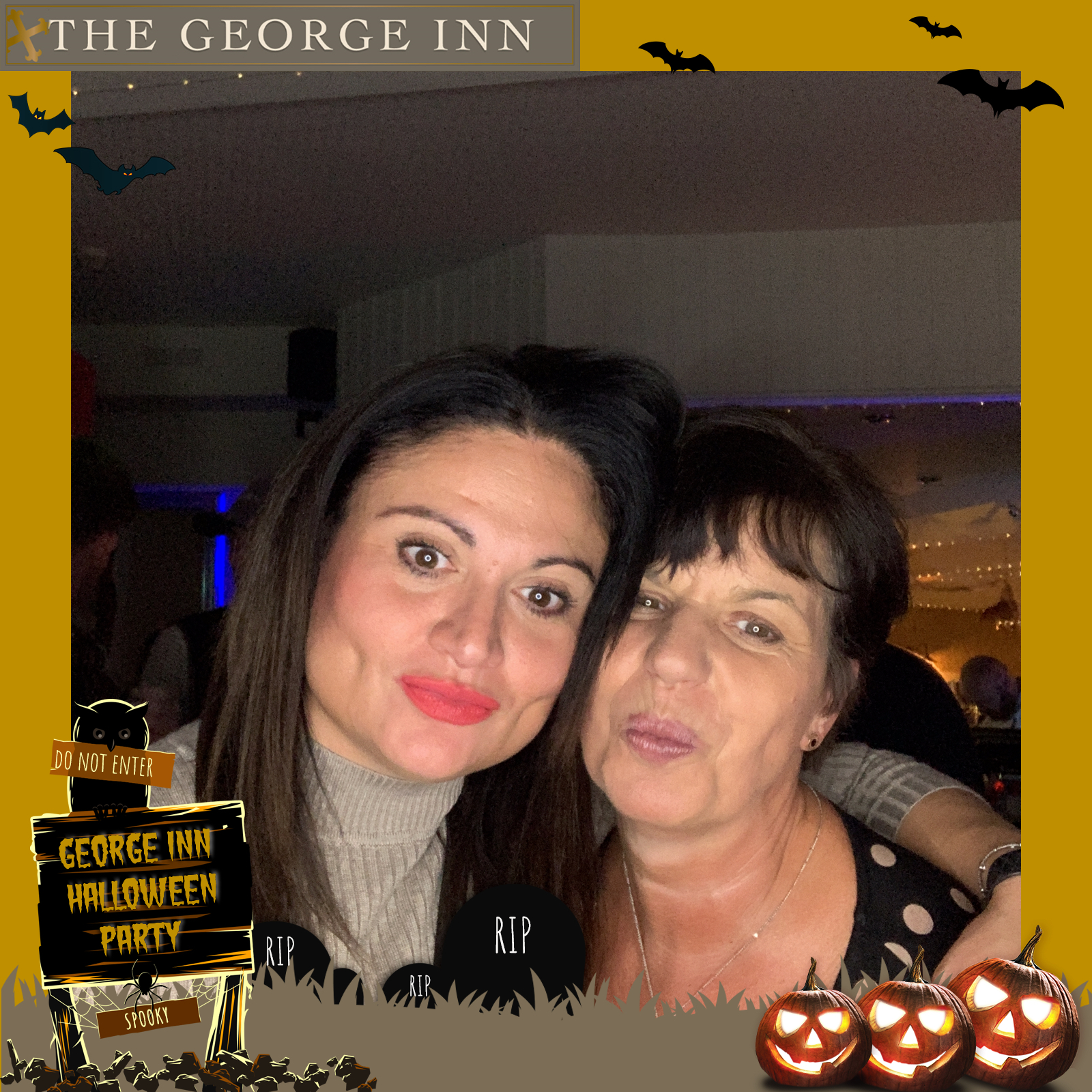 George Inn Halloween Party   | View more photos from the event at gallery.magicimages.uk/u/MagicImages/George-Inn-Halloween-Party-1