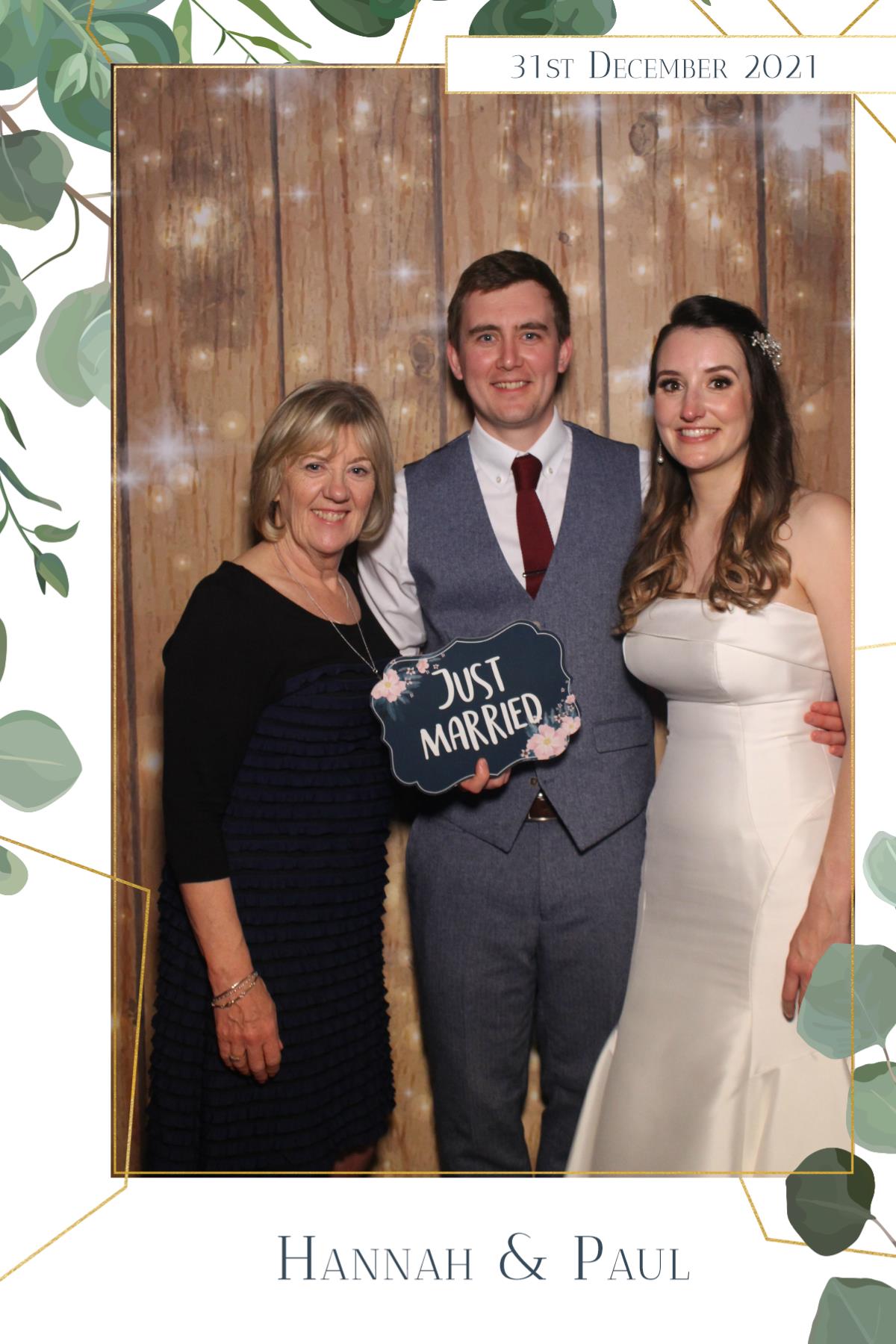 Hannah & Paul  | View more photos from the event at gallery.magicimages.uk/u/MagicImages/Hannah-Paul