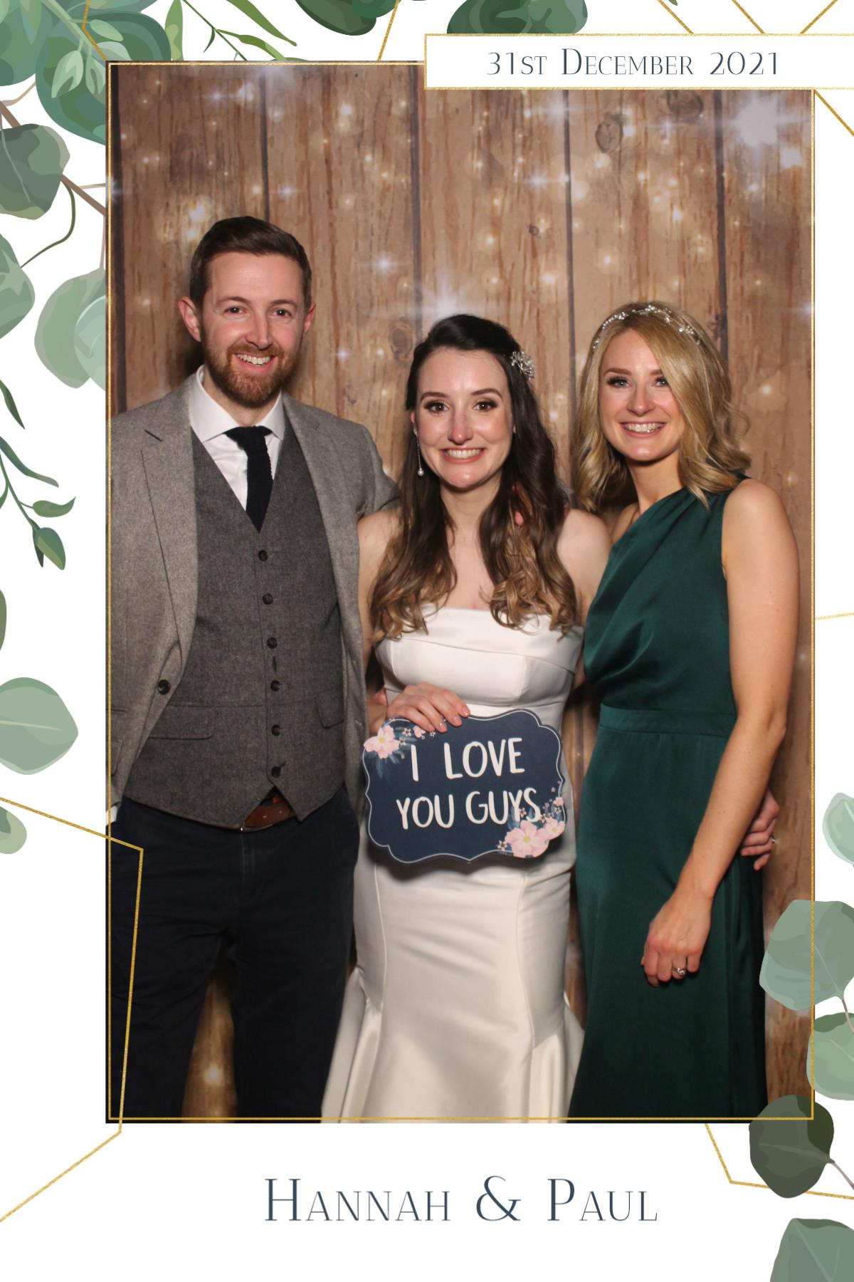 Hannah & Paul  | View more photos from the event at gallery.magicimages.uk/u/MagicImages/Hannah-Paul