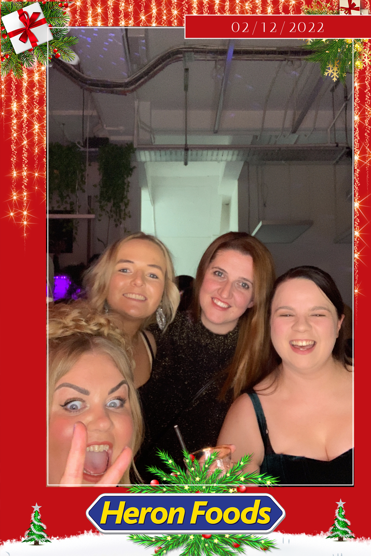 Heron Foods Christmas Party  | View more photos from the event at gallery.magicimages.uk/u/MagicImages/Heron-Foods-Christmas-Party