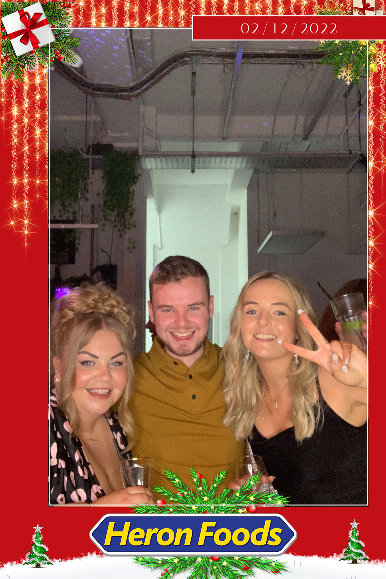 Heron Foods Christmas Party  | View more photos from the event at gallery.magicimages.uk/u/MagicImages/Heron-Foods-Christmas-Party