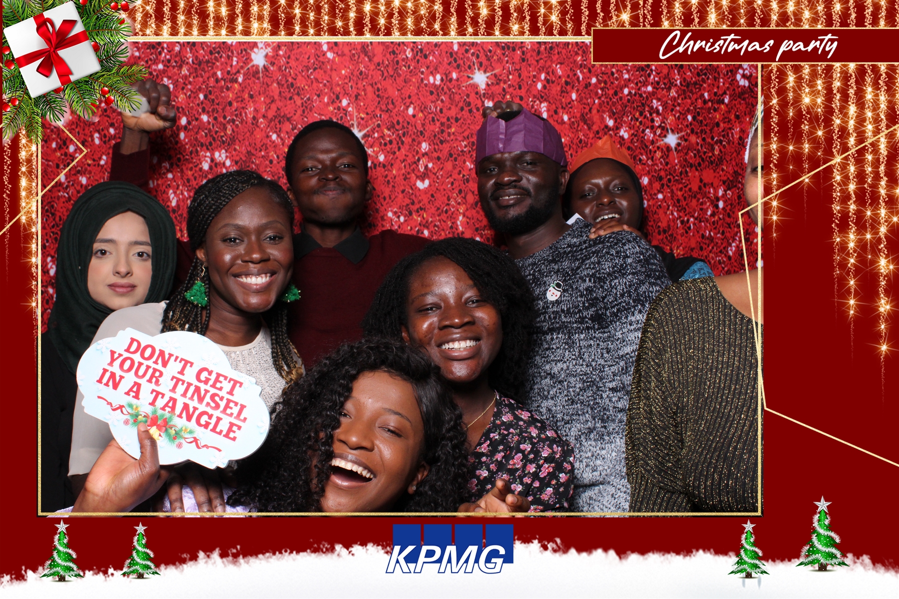 KPMG Christmas Party  | View more photos from the event at gallery.magicimages.uk/u/MagicImages/KPMG-Christmas-Party