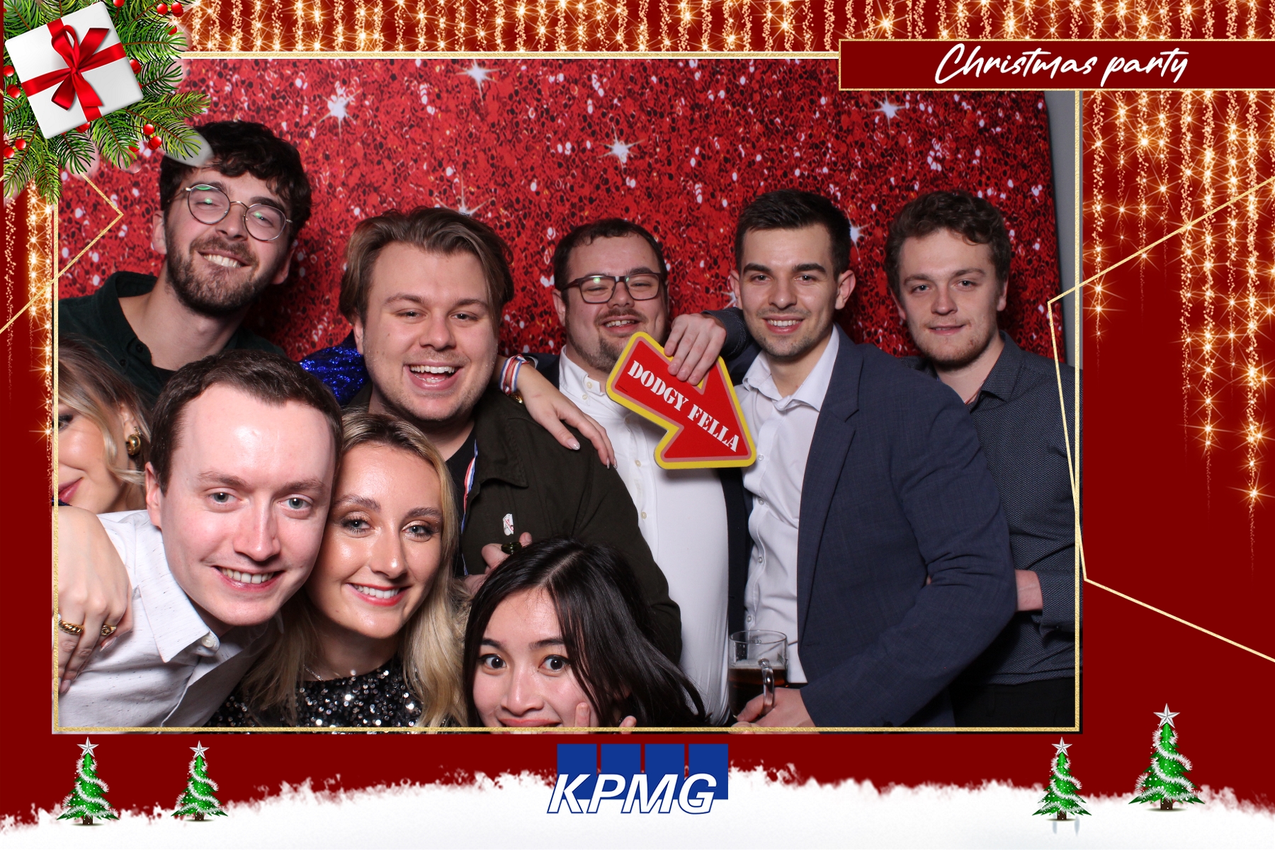 KPMG Christmas Party  | View more photos from the event at gallery.magicimages.uk/u/MagicImages/KPMG-Christmas-Party