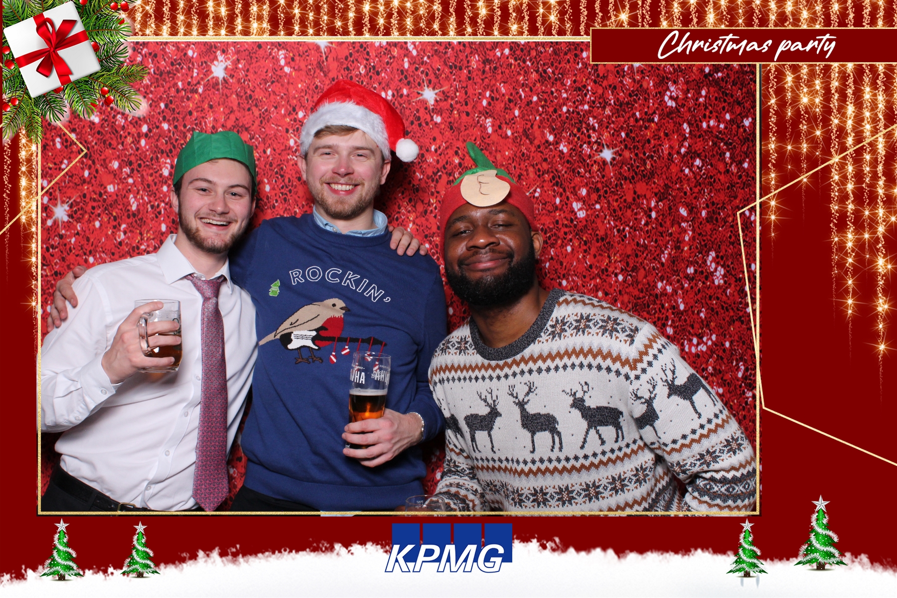 KPMG Christmas Party  | View more photos from the event at gallery.magicimages.uk/u/MagicImages/KPMG-Christmas-Party