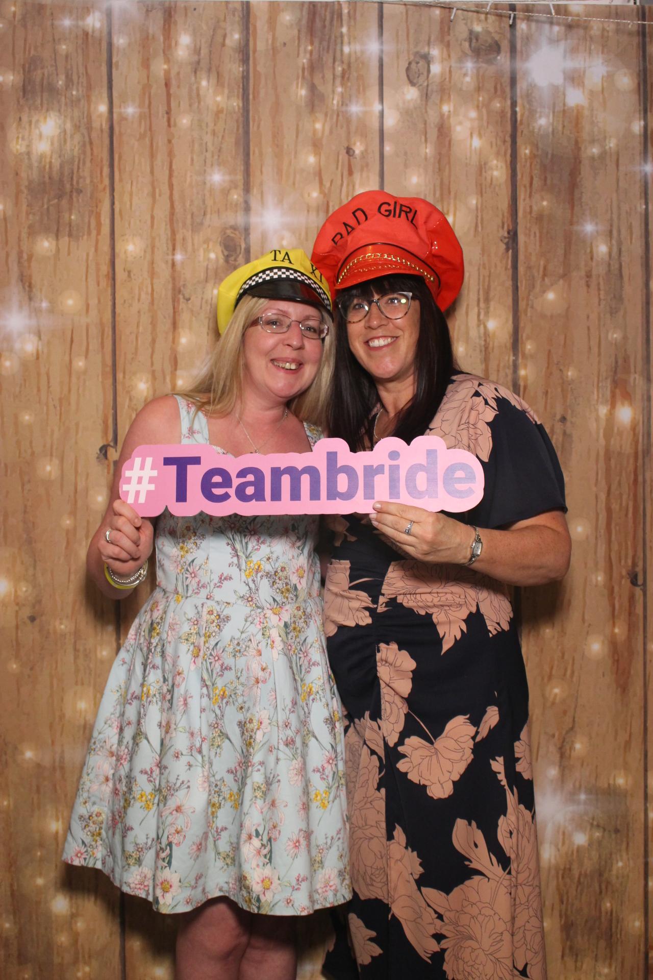 Karen & Mel | View more photos from the event at gallery.magicimages.uk/u/MagicImages/Karen-Mel