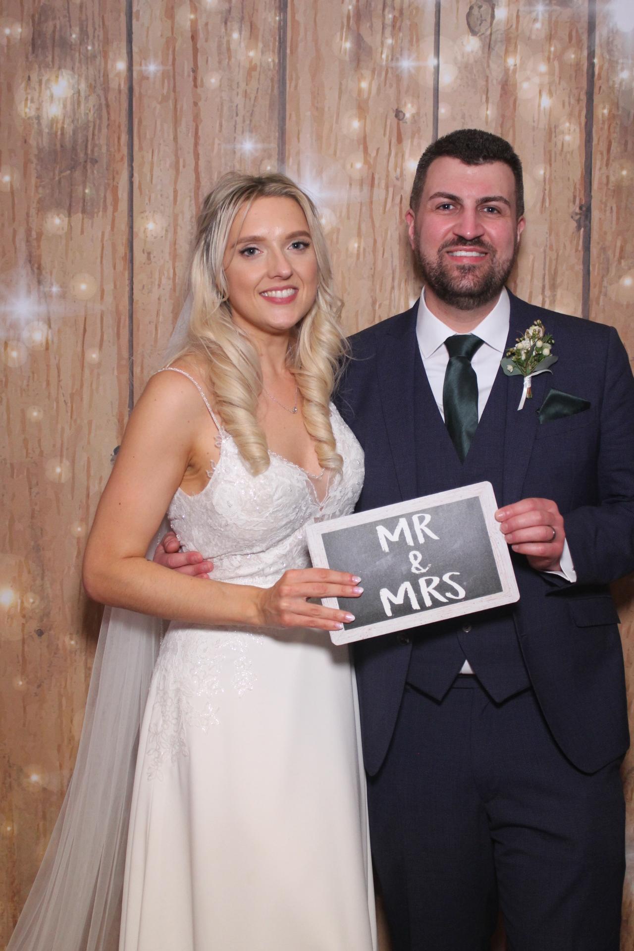 Katie & Oliver  | View more photos from the event at gallery.magicimages.uk/u/MagicImages/Katie-Oliver