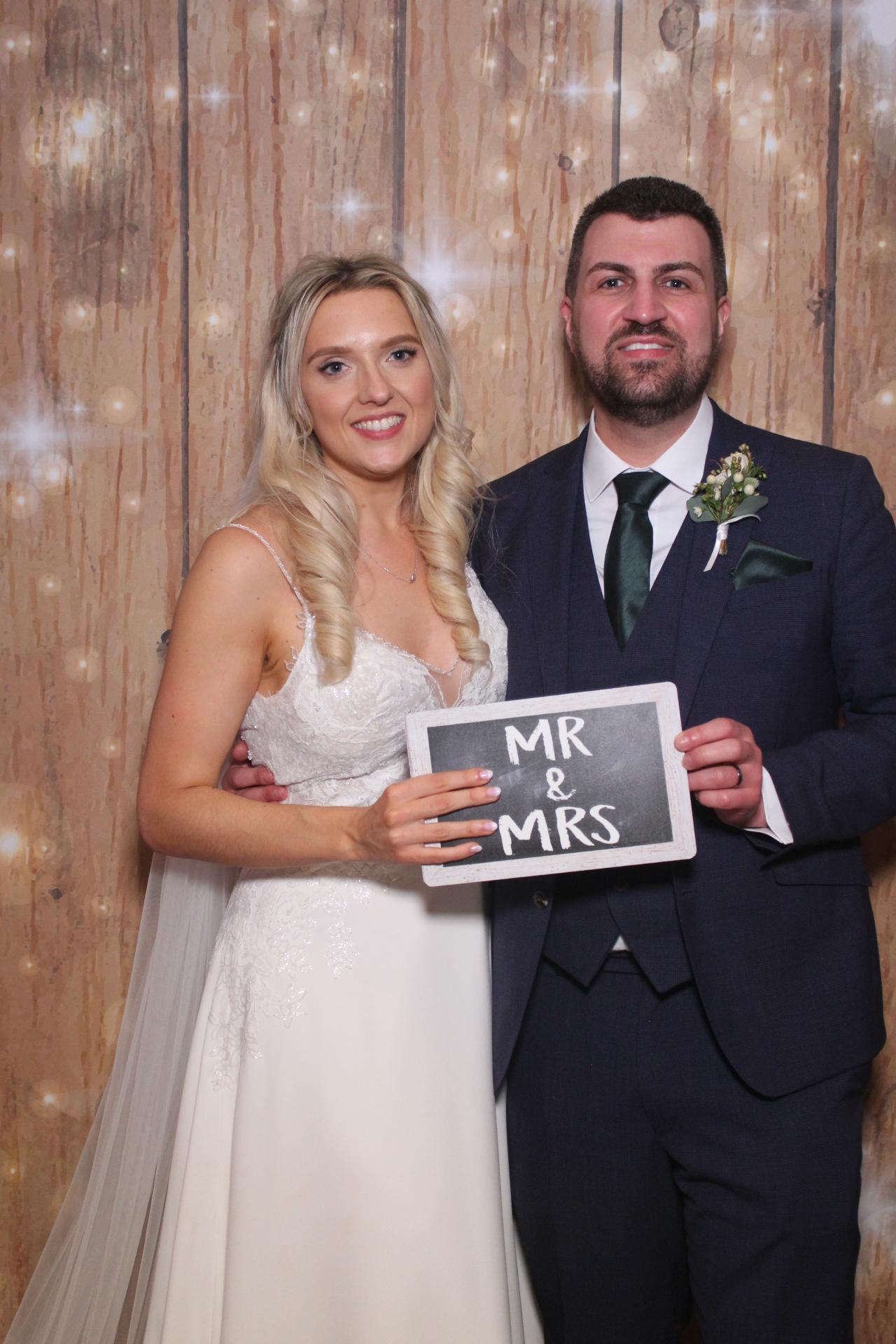 Katie & Oliver  | View more photos from the event at gallery.magicimages.uk/u/MagicImages/Katie-Oliver