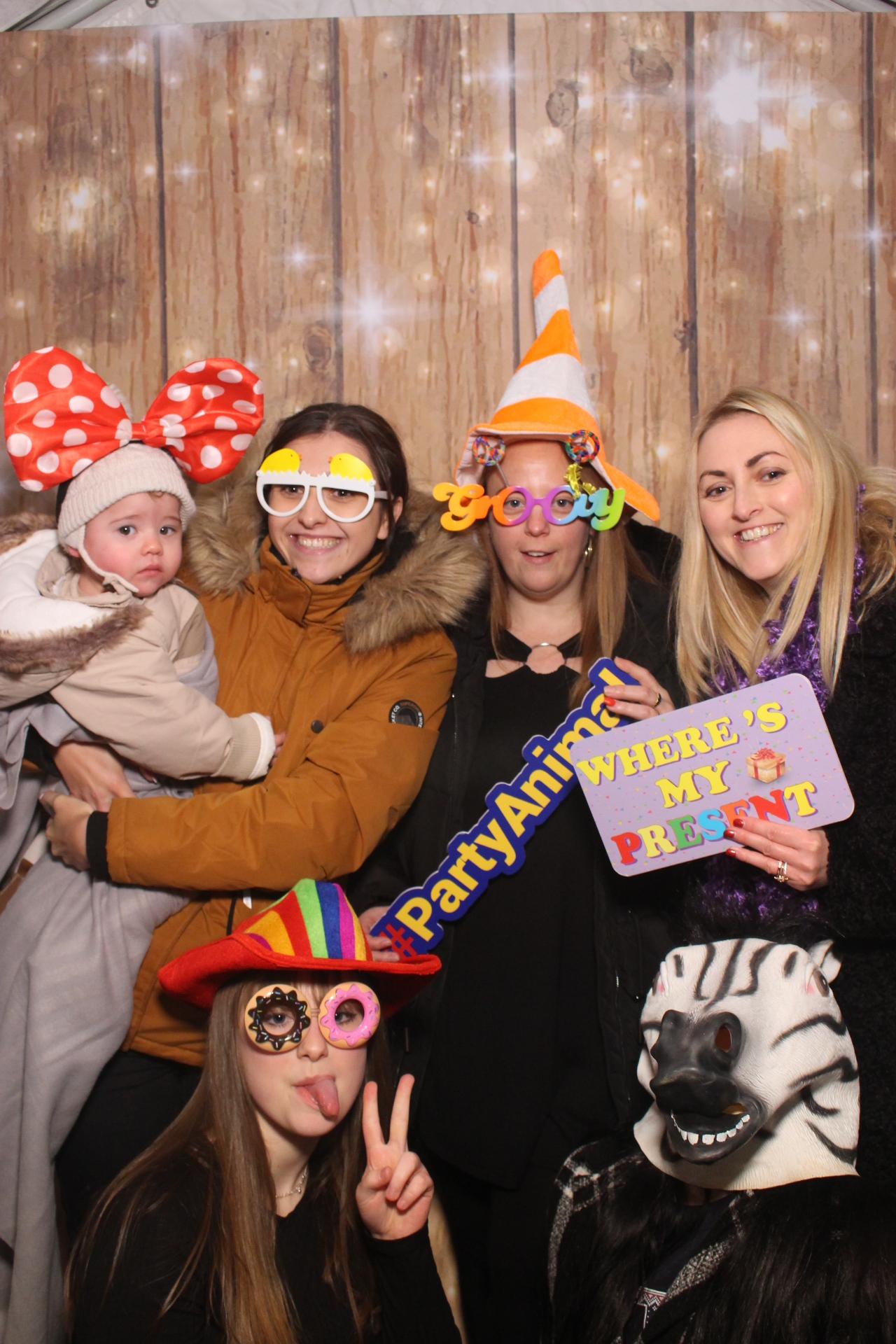 Lisa's 40th Birthday  | View more photos from the event at gallery.magicimages.uk/u/MagicImages/Lisas-40th-Birthday