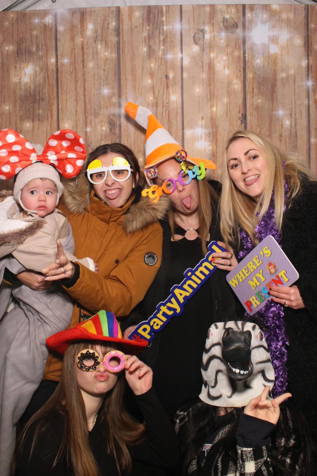 Lisa's 40th Birthday  | View more photos from the event at gallery.magicimages.uk/u/MagicImages/Lisas-40th-Birthday