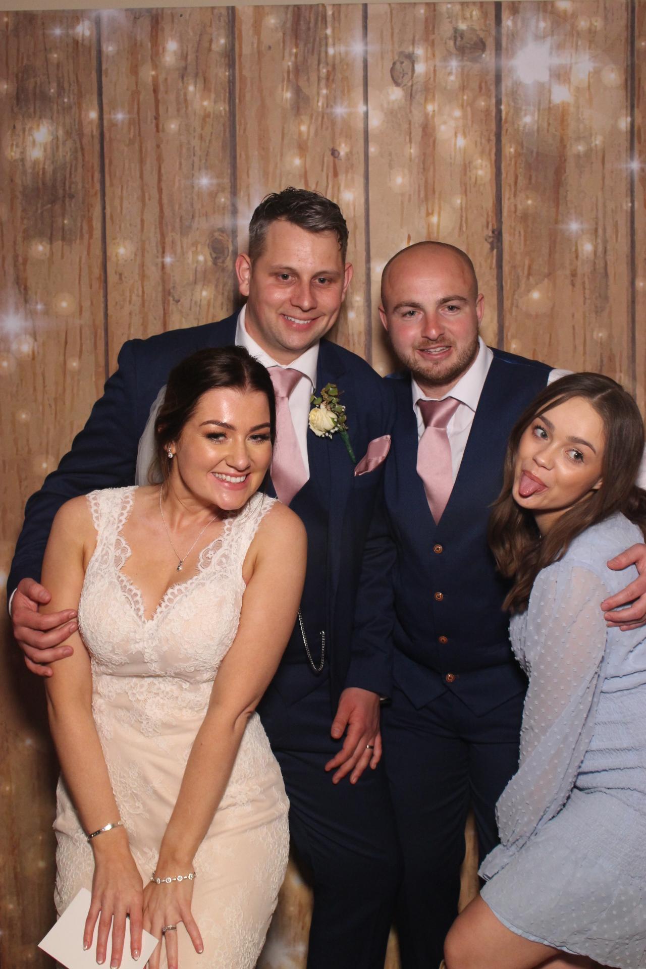 Luke & Ellis  | View more photos from the event at gallery.magicimages.uk/u/MagicImages/Luke-Ellis