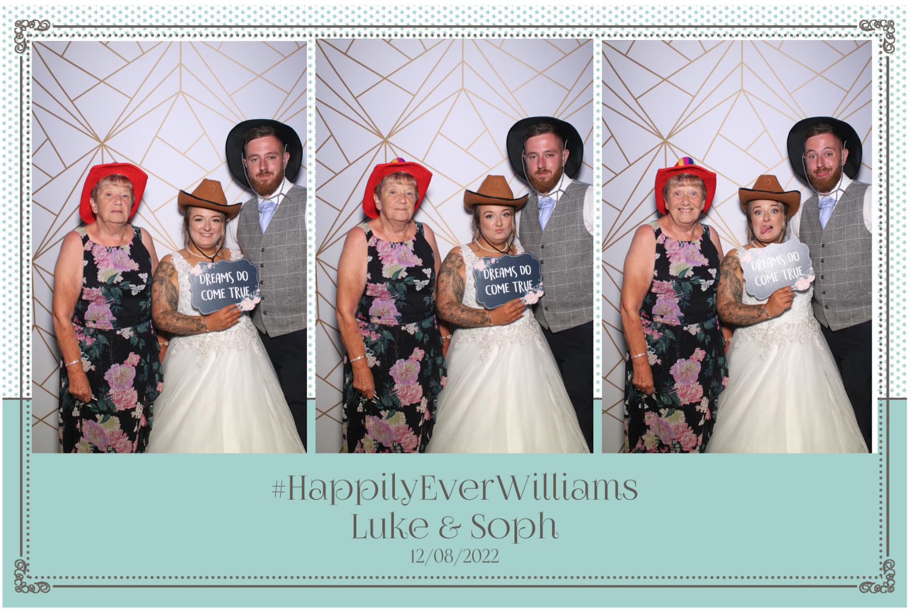 Luke & Soph  | View more photos from the event at gallery.magicimages.uk/u/MagicImages/Luke-Soph