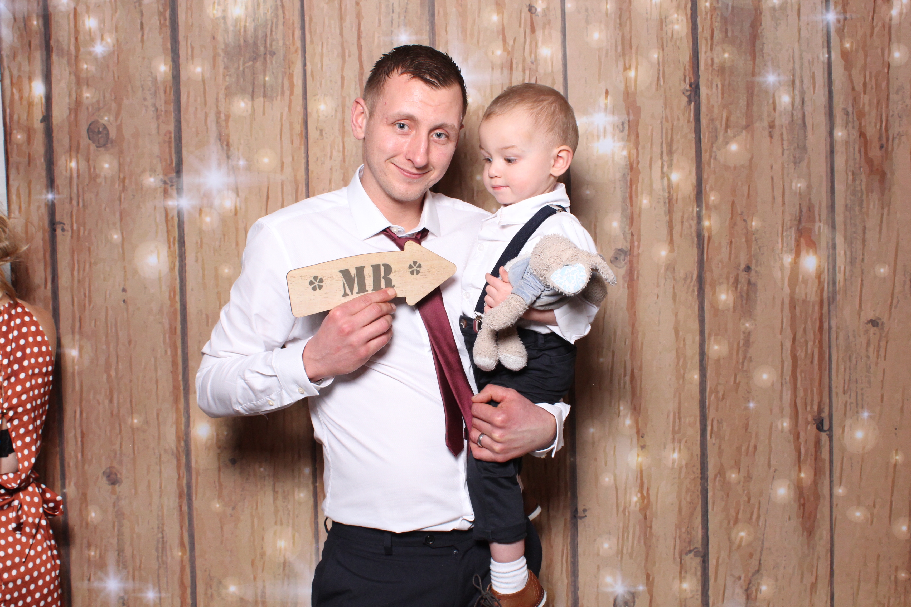 Molly & Rhys  | View more photos from the event at gallery.magicimages.uk/u/MagicImages/Molly-Rhys