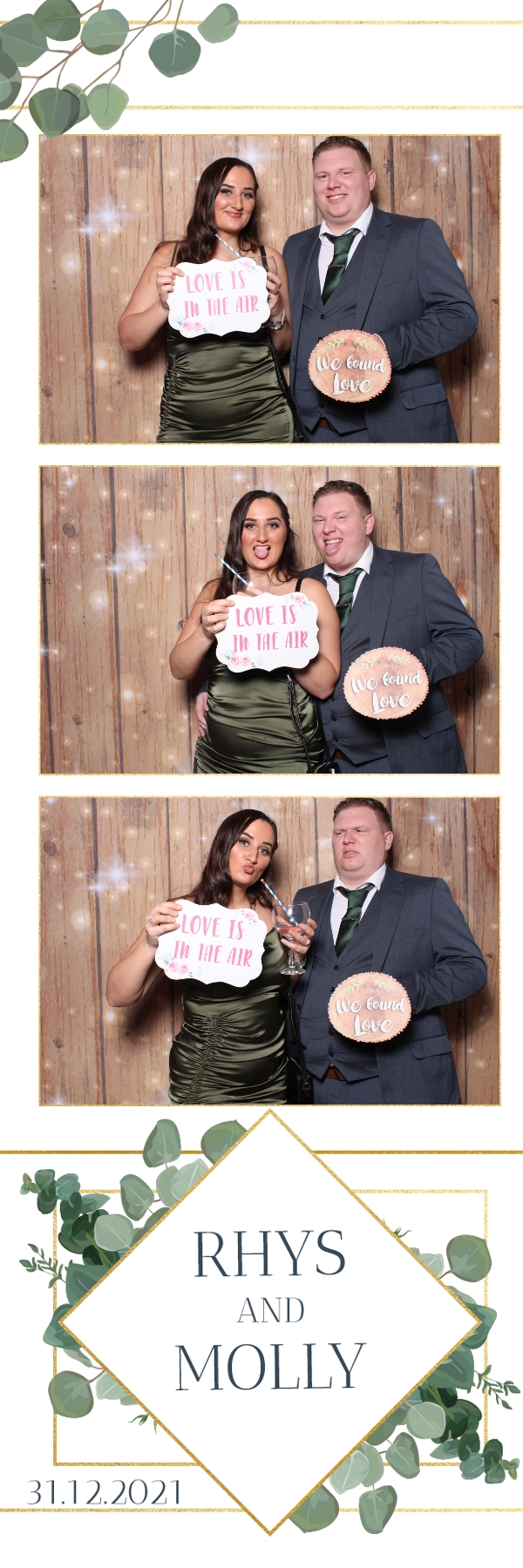 Molly & Rhys  | View more photos from the event at gallery.magicimages.uk/u/MagicImages/Molly-Rhys
