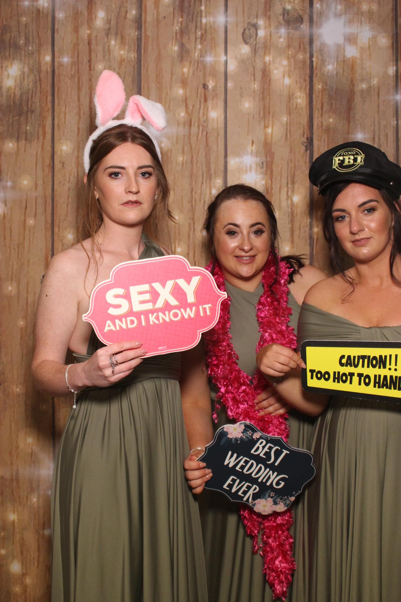 Mr & Mrs Deighton | View more photos from the event at gallery.magicimages.uk/u/MagicImages/Mr-Mrs-Deighton
