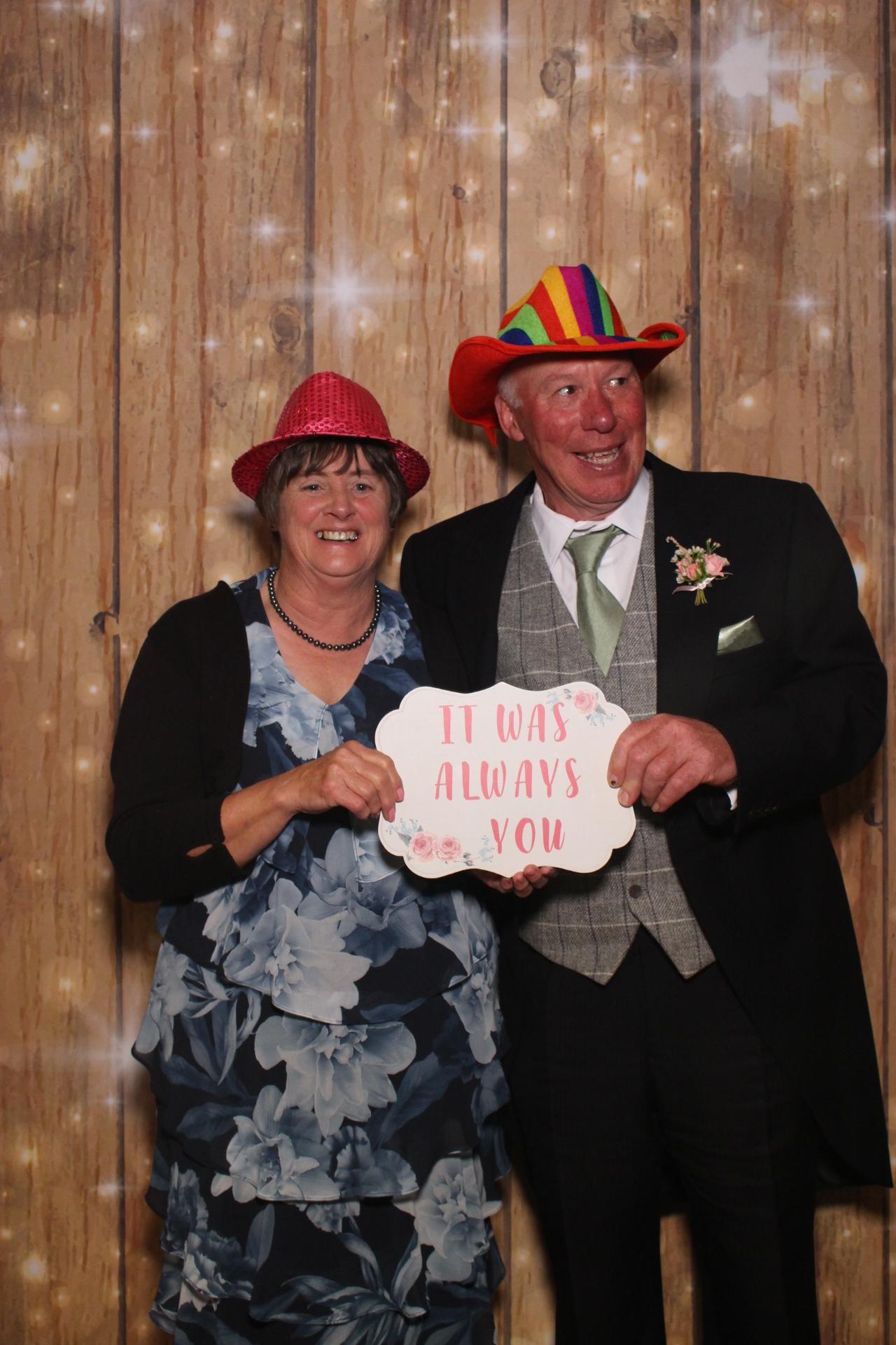 Mr & Mrs Deighton | View more photos from the event at gallery.magicimages.uk/u/MagicImages/Mr-Mrs-Deighton