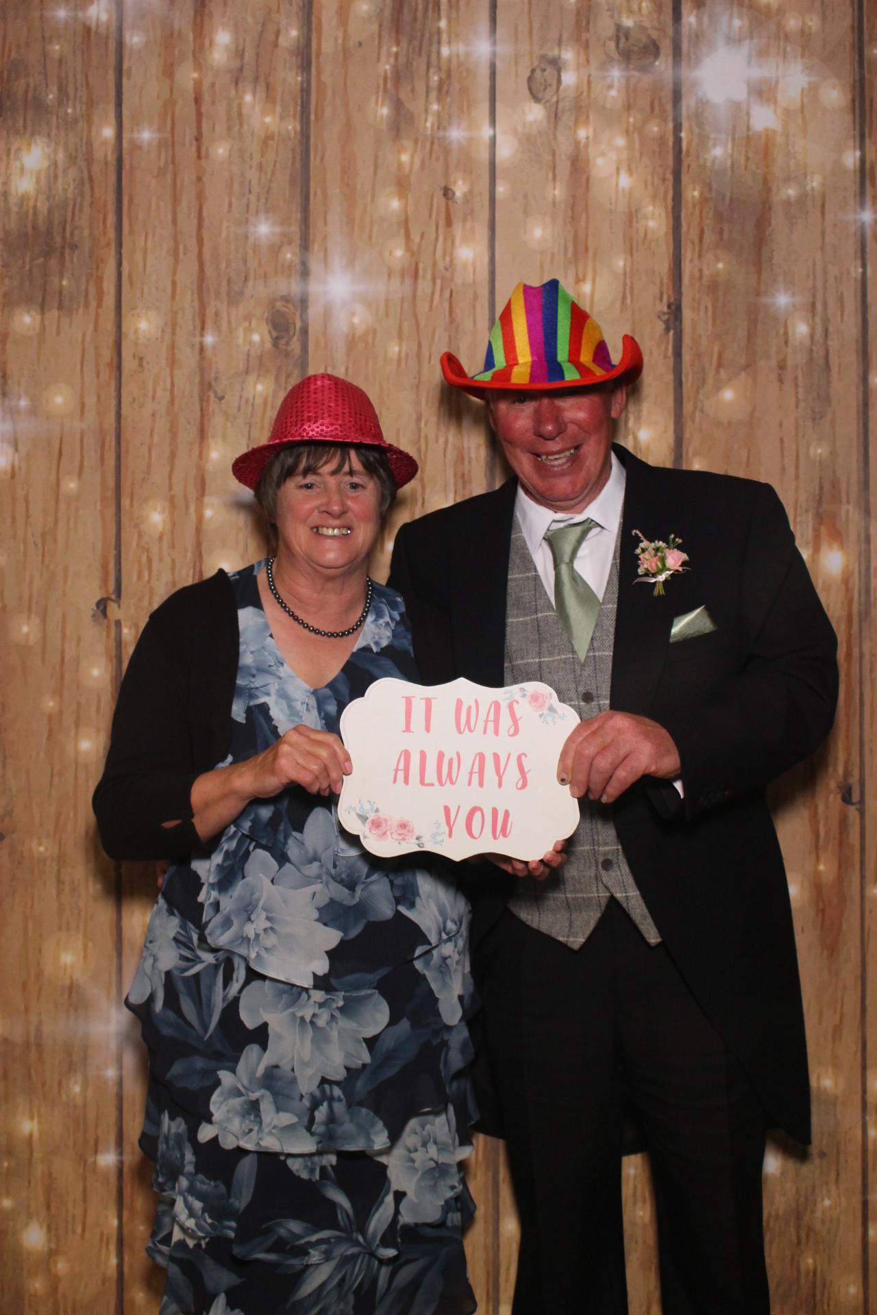 Mr & Mrs Deighton | View more photos from the event at gallery.magicimages.uk/u/MagicImages/Mr-Mrs-Deighton