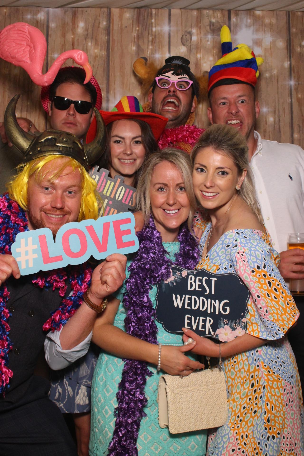 Mr & Mrs Deighton | View more photos from the event at gallery.magicimages.uk/u/MagicImages/Mr-Mrs-Deighton