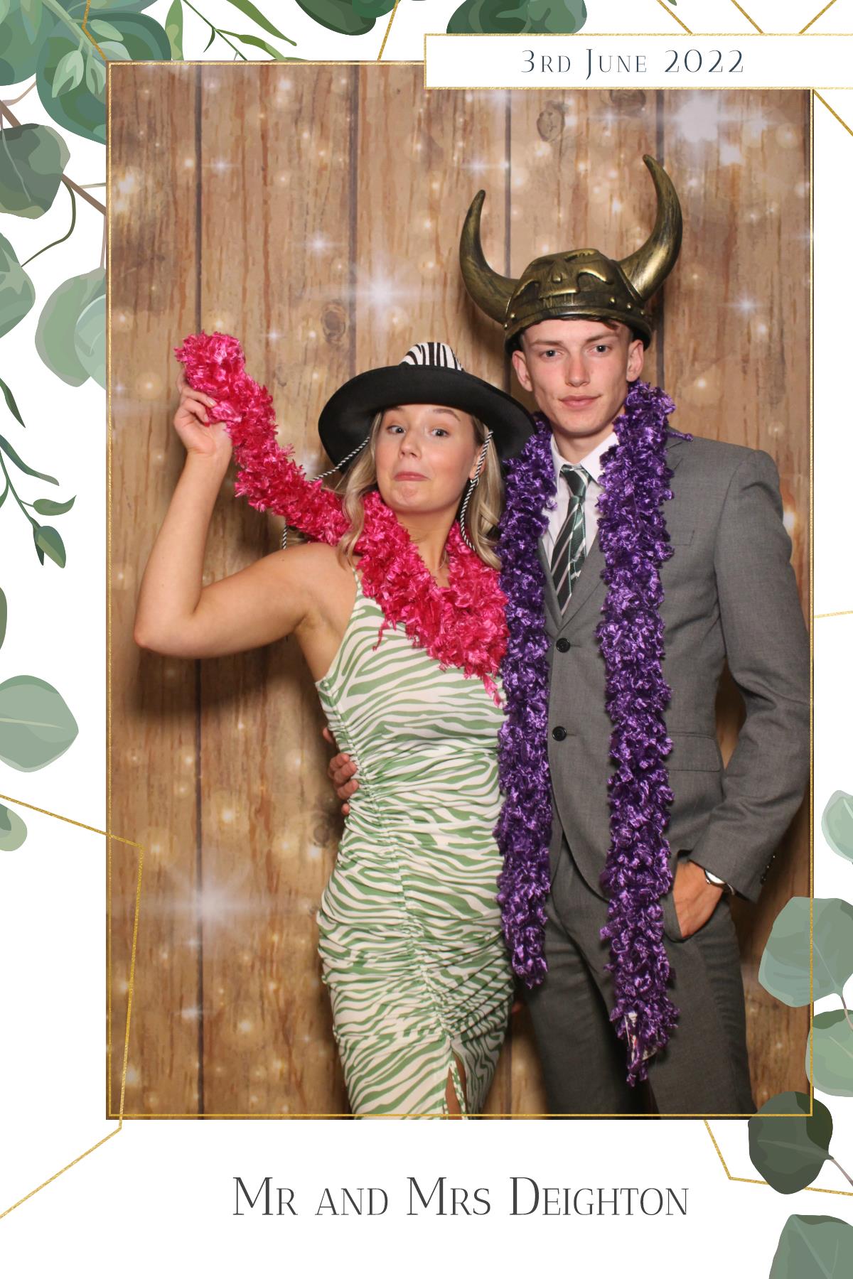 Mr & Mrs Deighton | View more photos from the event at gallery.magicimages.uk/u/MagicImages/Mr-Mrs-Deighton