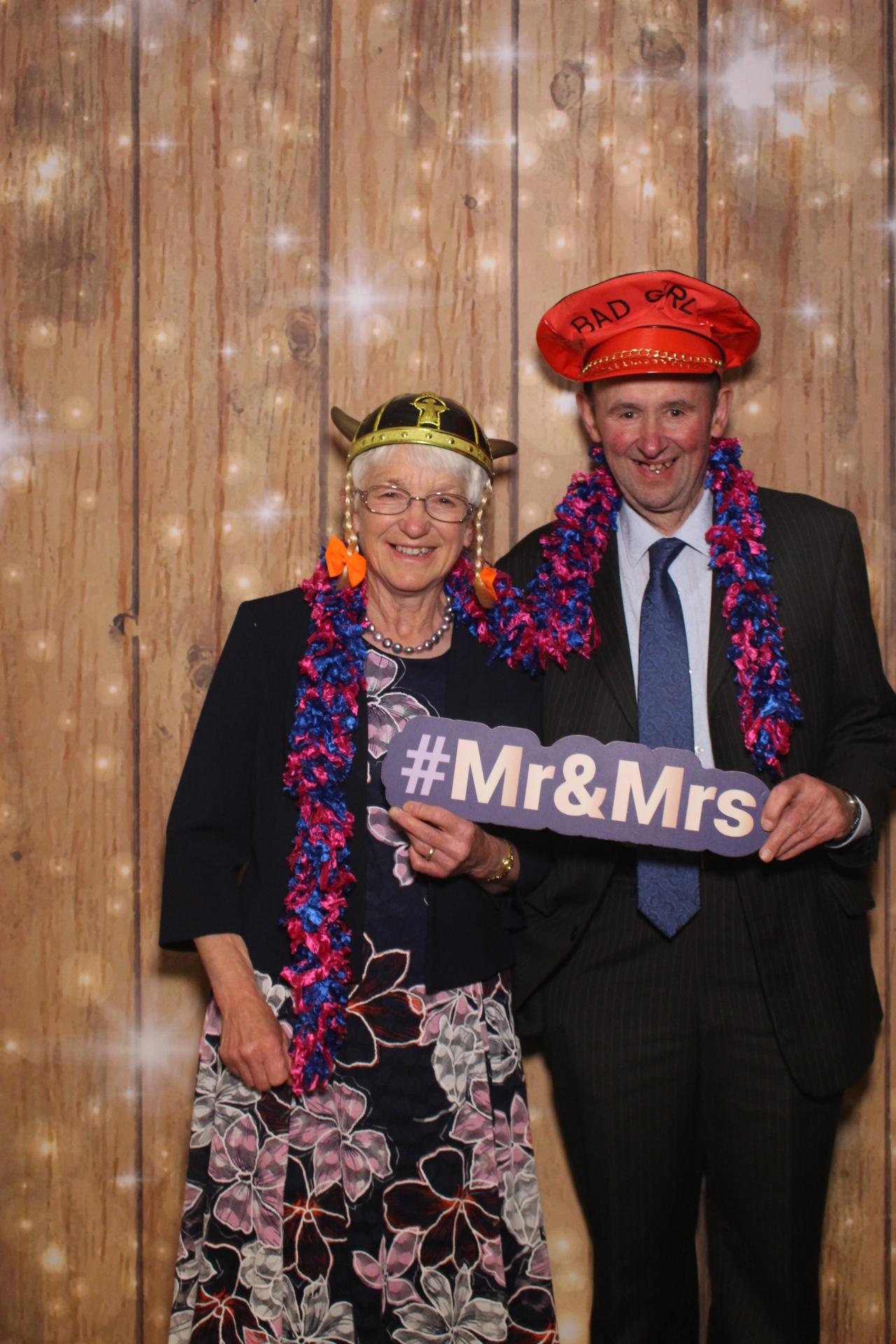 Mr & Mrs Deighton | View more photos from the event at gallery.magicimages.uk/u/MagicImages/Mr-Mrs-Deighton