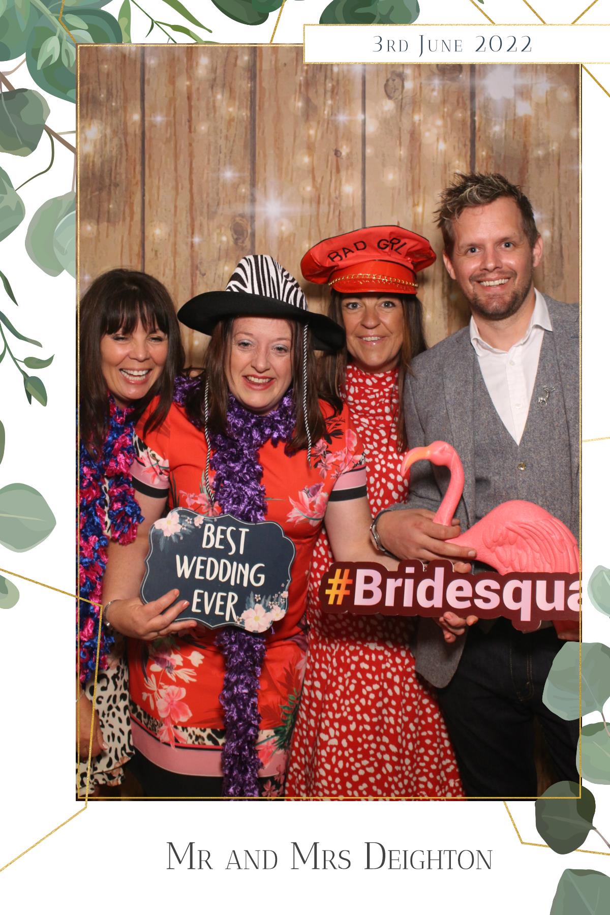 Mr & Mrs Deighton | View more photos from the event at gallery.magicimages.uk/u/MagicImages/Mr-Mrs-Deighton