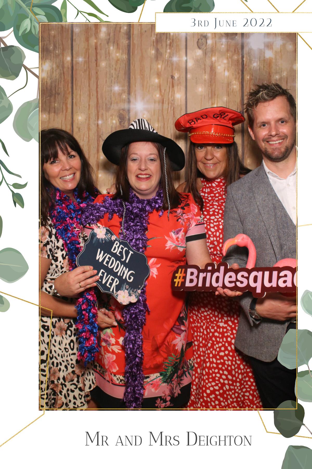Mr & Mrs Deighton | View more photos from the event at gallery.magicimages.uk/u/MagicImages/Mr-Mrs-Deighton