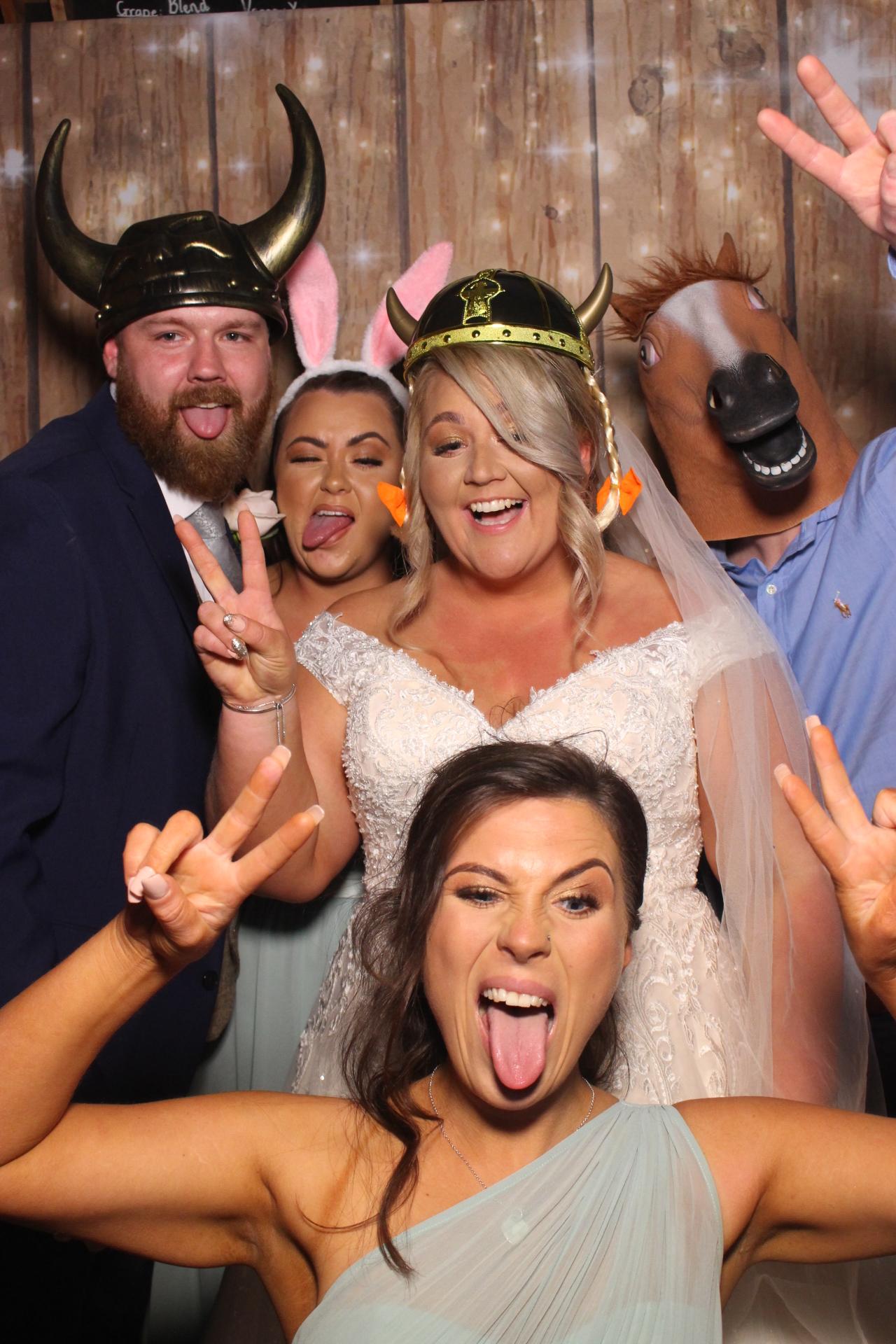 Mr & Mrs Fairbank  | View more photos from the event at gallery.magicimages.uk/u/MagicImages/Mr-Mrs-Fairbank-0