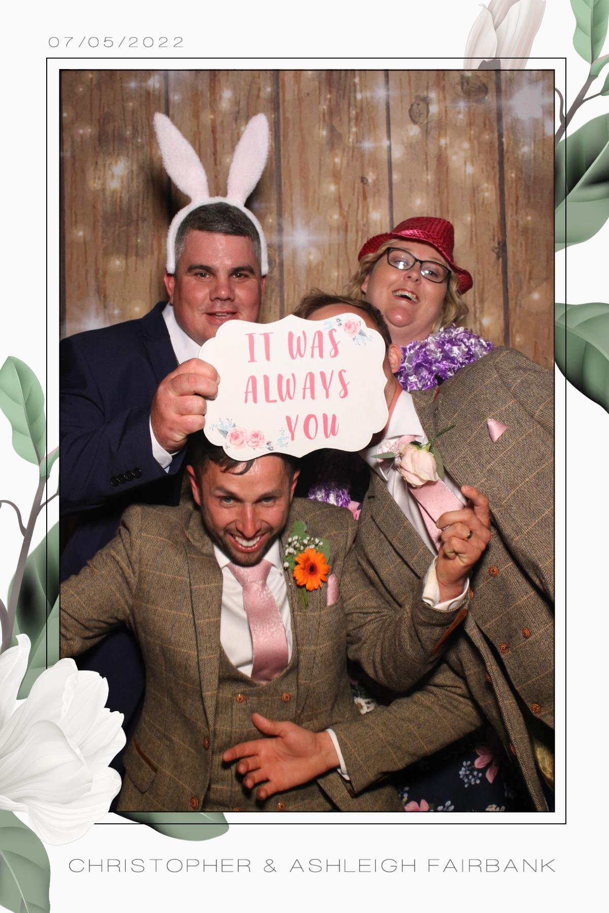 Mr & Mrs Fairbank  | View more photos from the event at gallery.magicimages.uk/u/MagicImages/Mr-Mrs-Fairbank-0