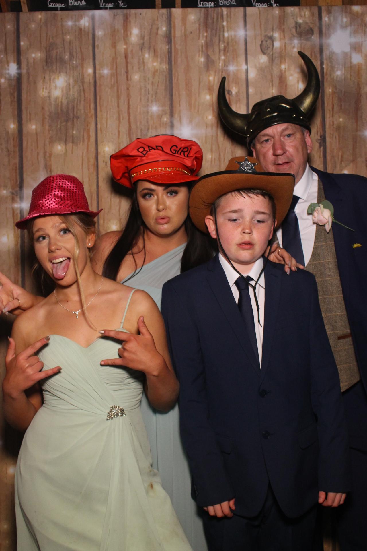 Mr & Mrs Fairbank  | View more photos from the event at gallery.magicimages.uk/u/MagicImages/Mr-Mrs-Fairbank-0