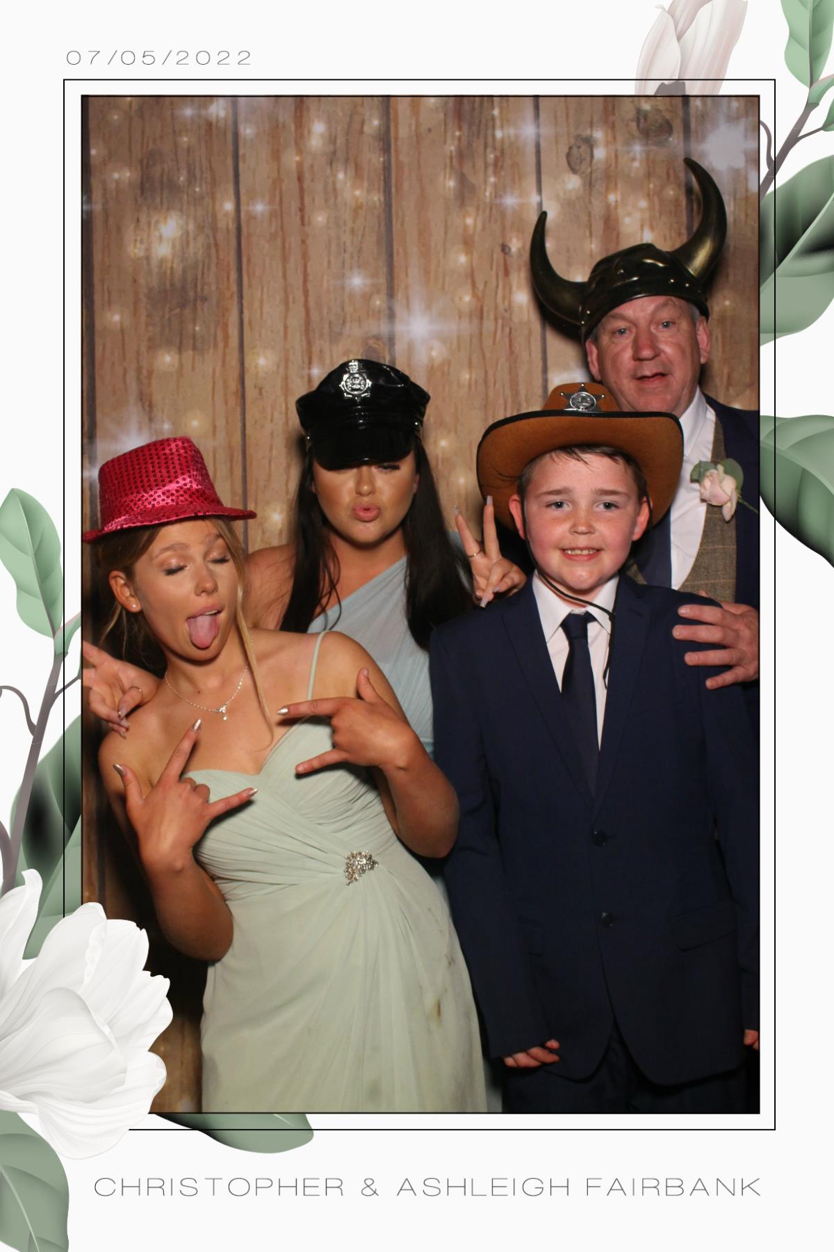 Mr & Mrs Fairbank  | View more photos from the event at gallery.magicimages.uk/u/MagicImages/Mr-Mrs-Fairbank-0
