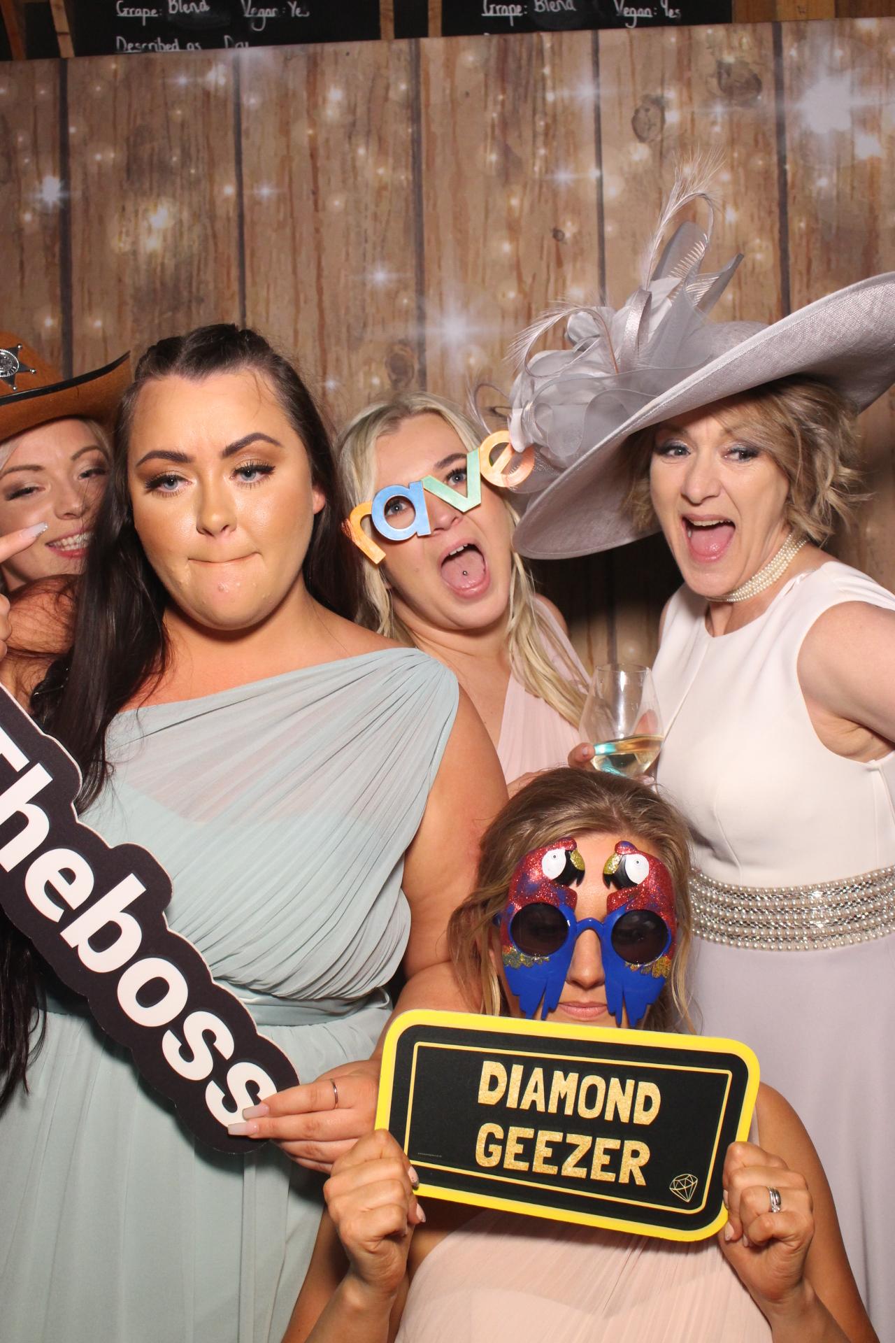 Mr & Mrs Fairbank  | View more photos from the event at gallery.magicimages.uk/u/MagicImages/Mr-Mrs-Fairbank-0