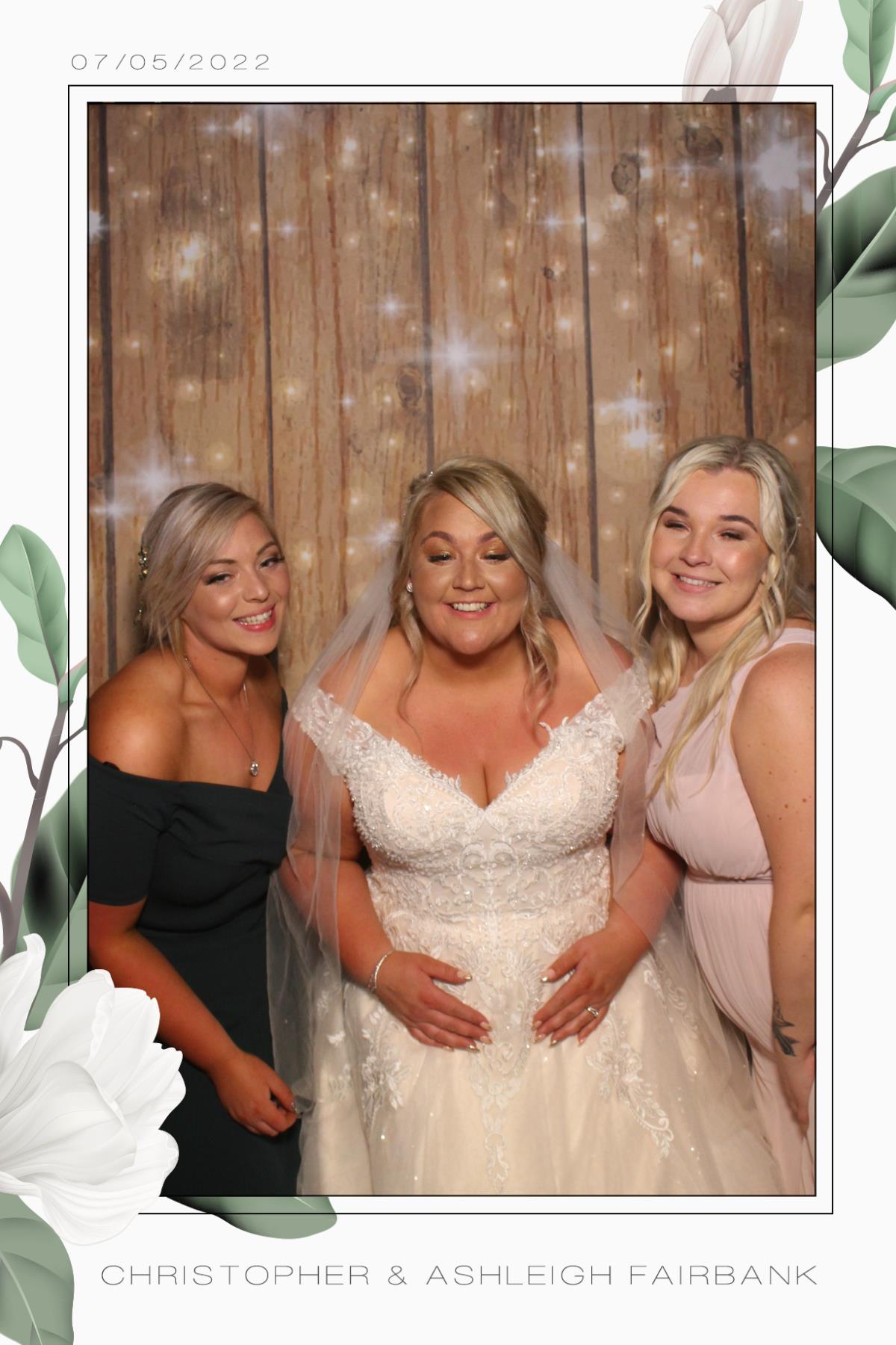 Mr & Mrs Fairbank  | View more photos from the event at gallery.magicimages.uk/u/MagicImages/Mr-Mrs-Fairbank-0