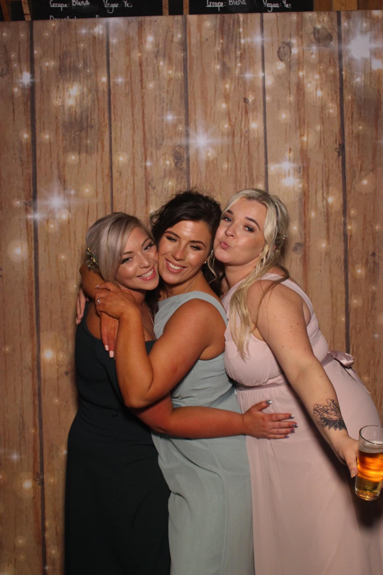 Mr & Mrs Fairbank  | View more photos from the event at gallery.magicimages.uk/u/MagicImages/Mr-Mrs-Fairbank-0